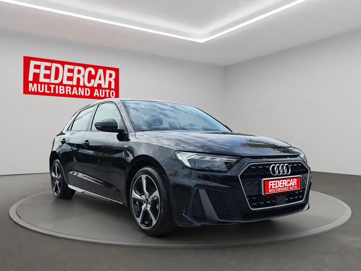 Audi A1 A1 Sportback 30 1.0 tfsi Identity Black 110cv Noir - 1