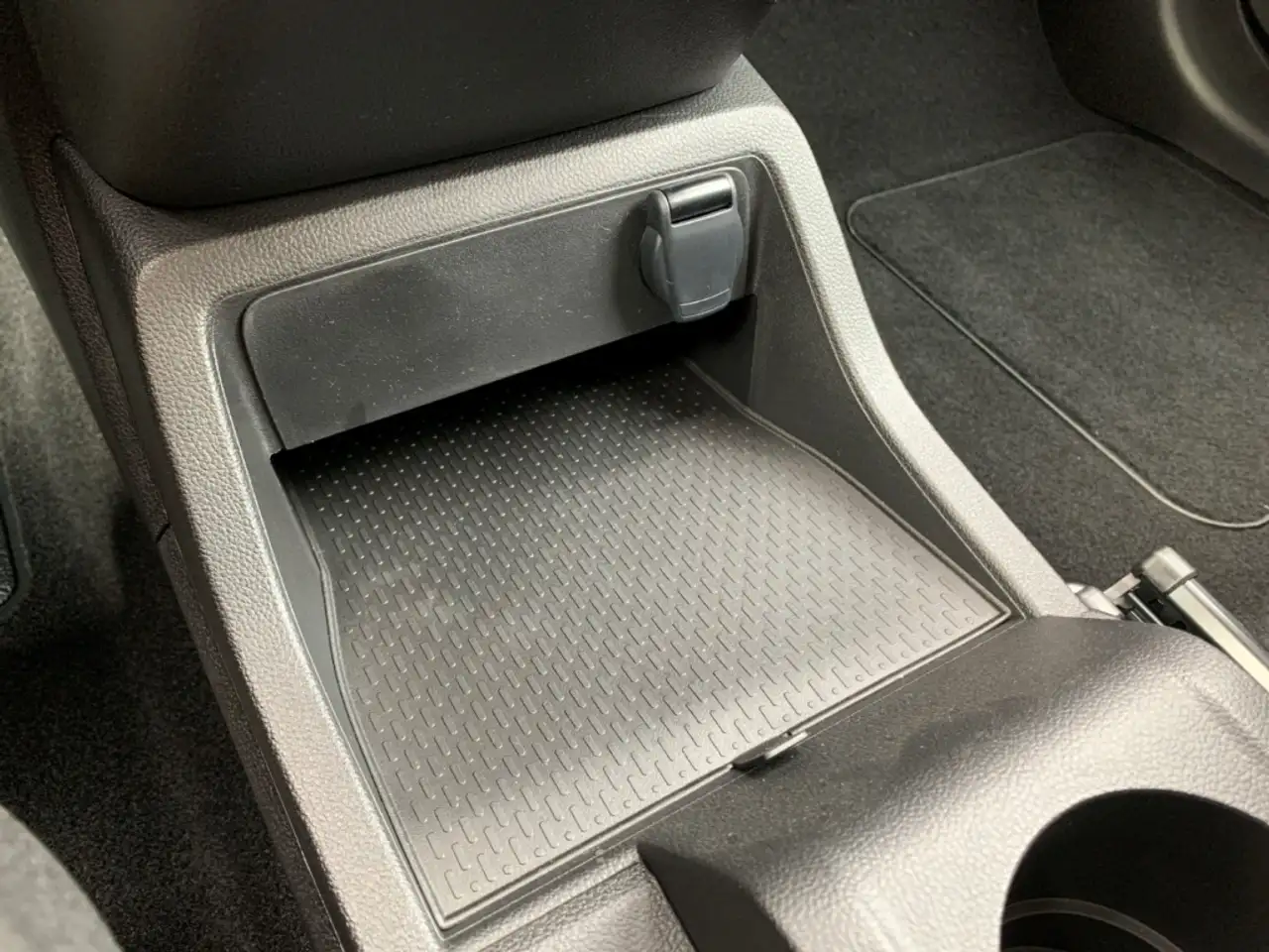Renault Kangoo TECHNO TCE 130 Techno KAMERA+NAVI+KLIMA+LED+DAB+, миниатюра 30