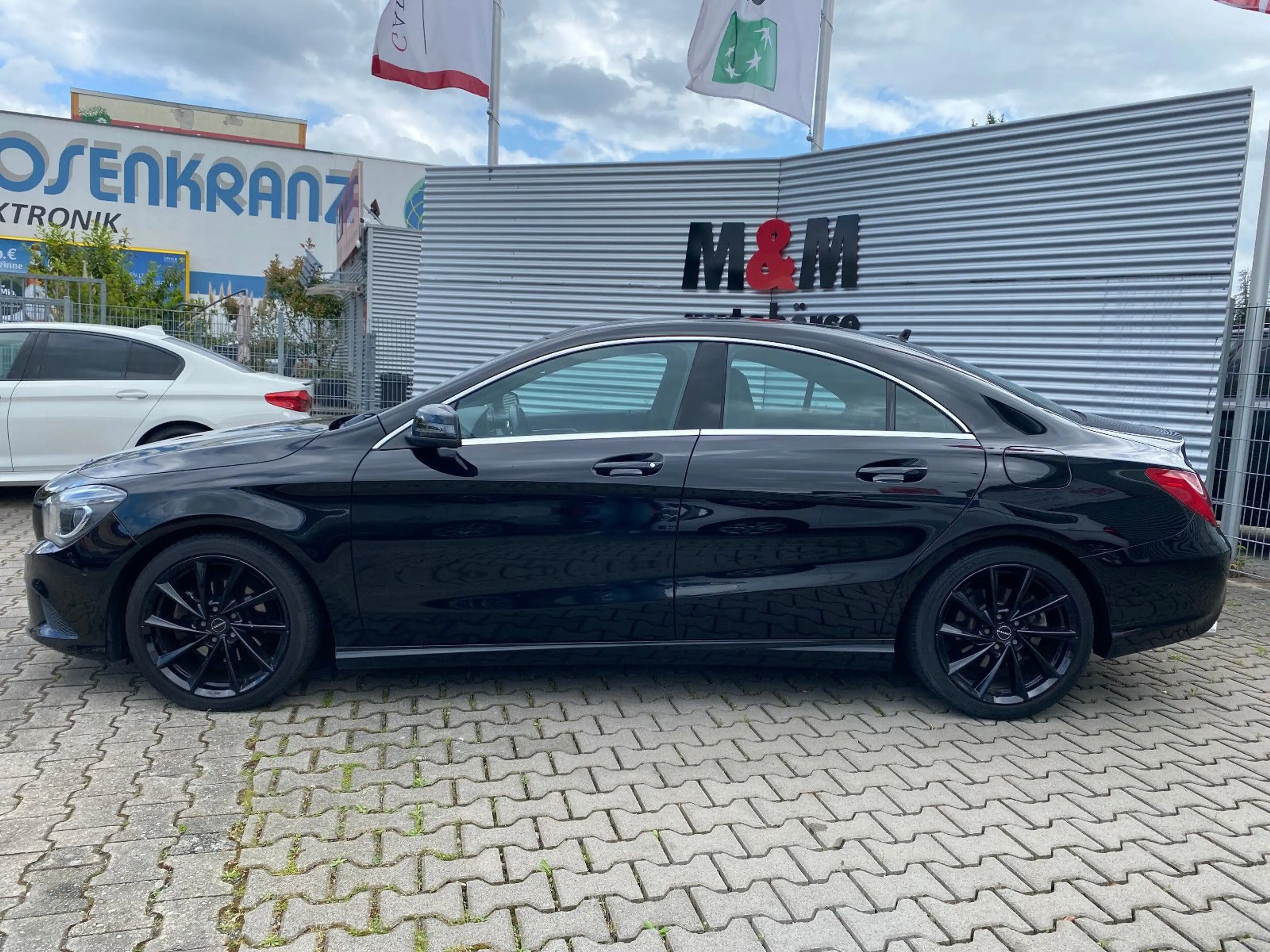 Mercedes-Benz CLA 200 CDI Navi/Bi-Xenon/SH/MeConnect/PDC — photo 3