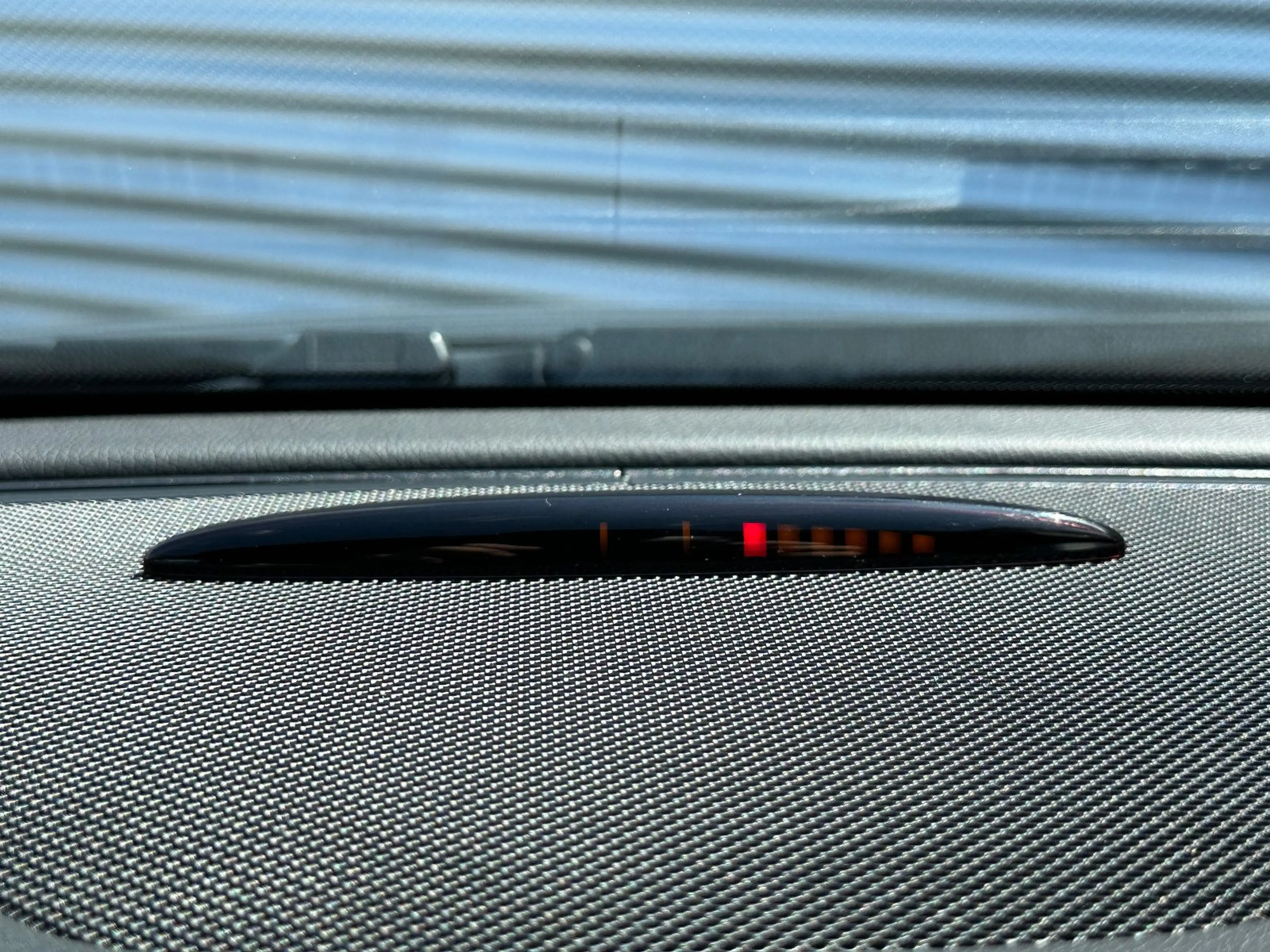 Mercedes-Benz CLA 200 CDI Navi/Bi-Xenon/SH/MeConnect/PDC — photo 14