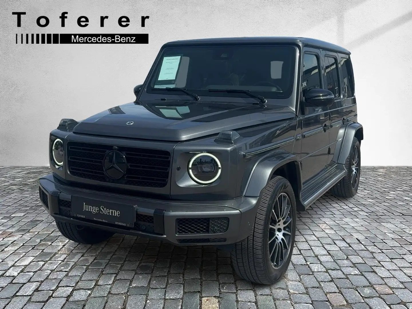 Mercedes-Benz G 400 d Stdhzg Wide Distr COM Burm AHK Ambi SHD Grau - 2