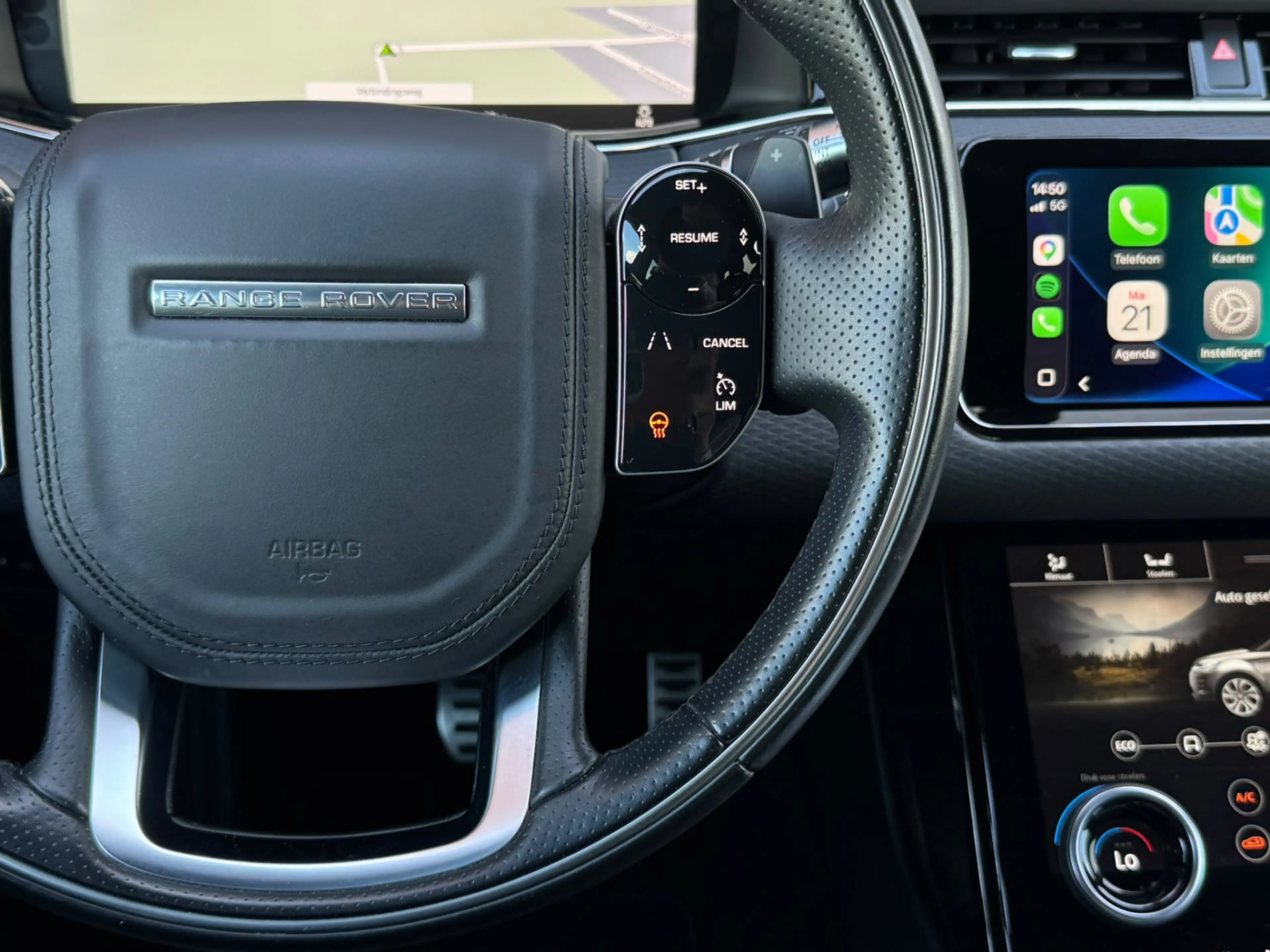 Land Rover Range Rover Evoque 2.0 P200 AWD R-Dynamic S Pano Meridian Camera — photo 38