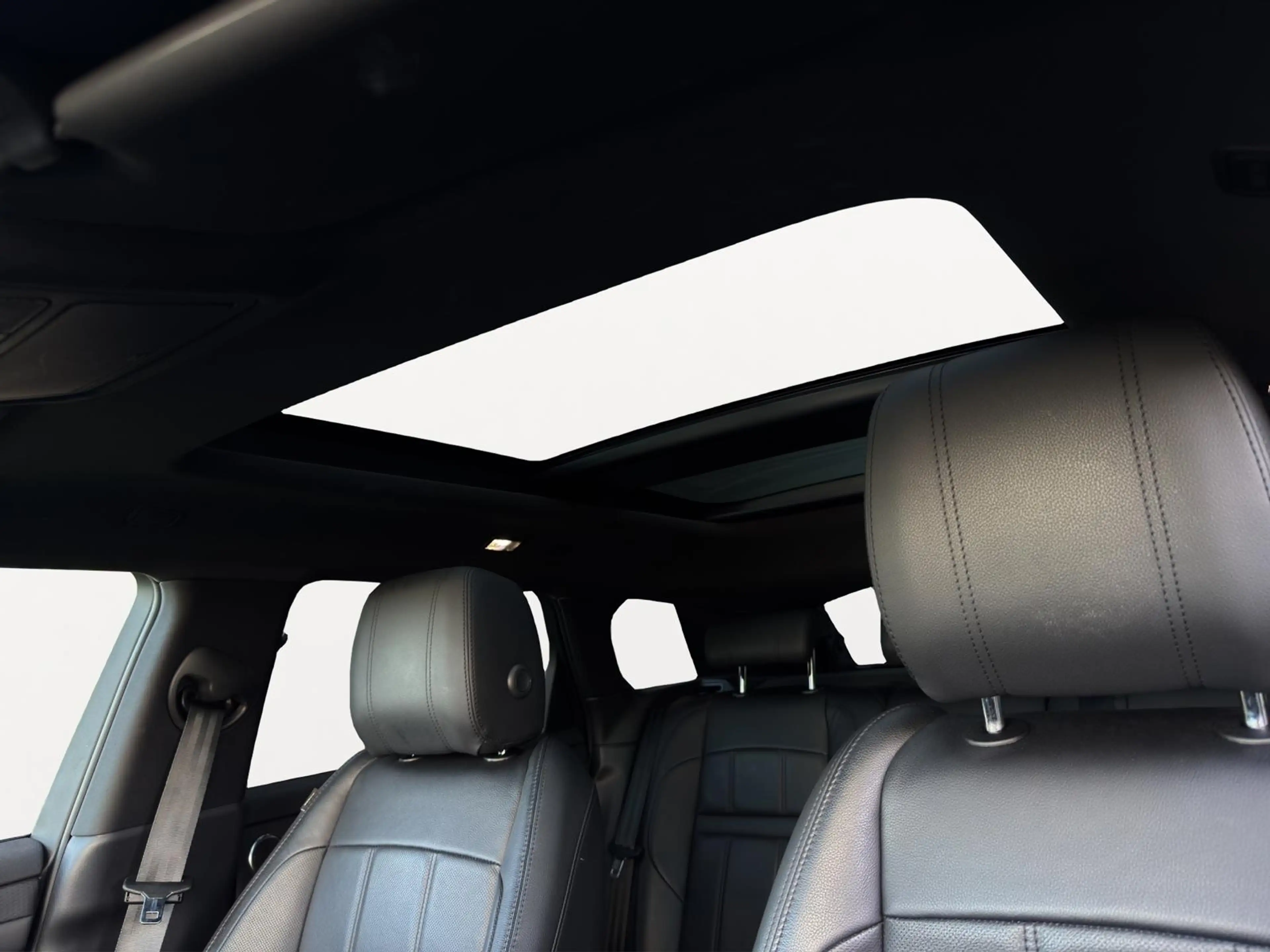 Land Rover Range Rover Evoque 2.0 P200 AWD R-Dynamic S Pano Meridian Camera — photo 12