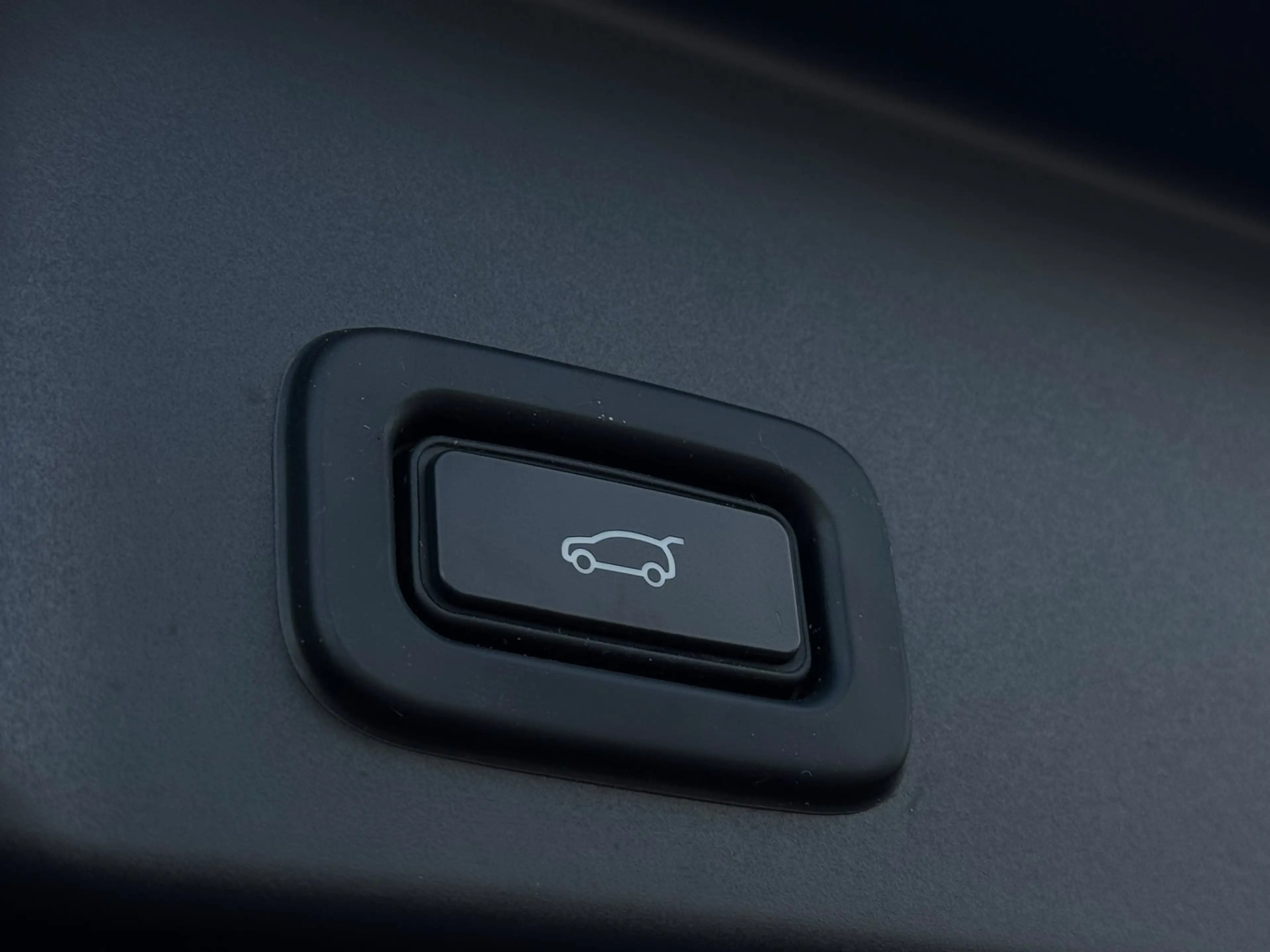 Land Rover Range Rover Evoque 2.0 P200 AWD R-Dynamic S Pano Meridian Camera — photo 15