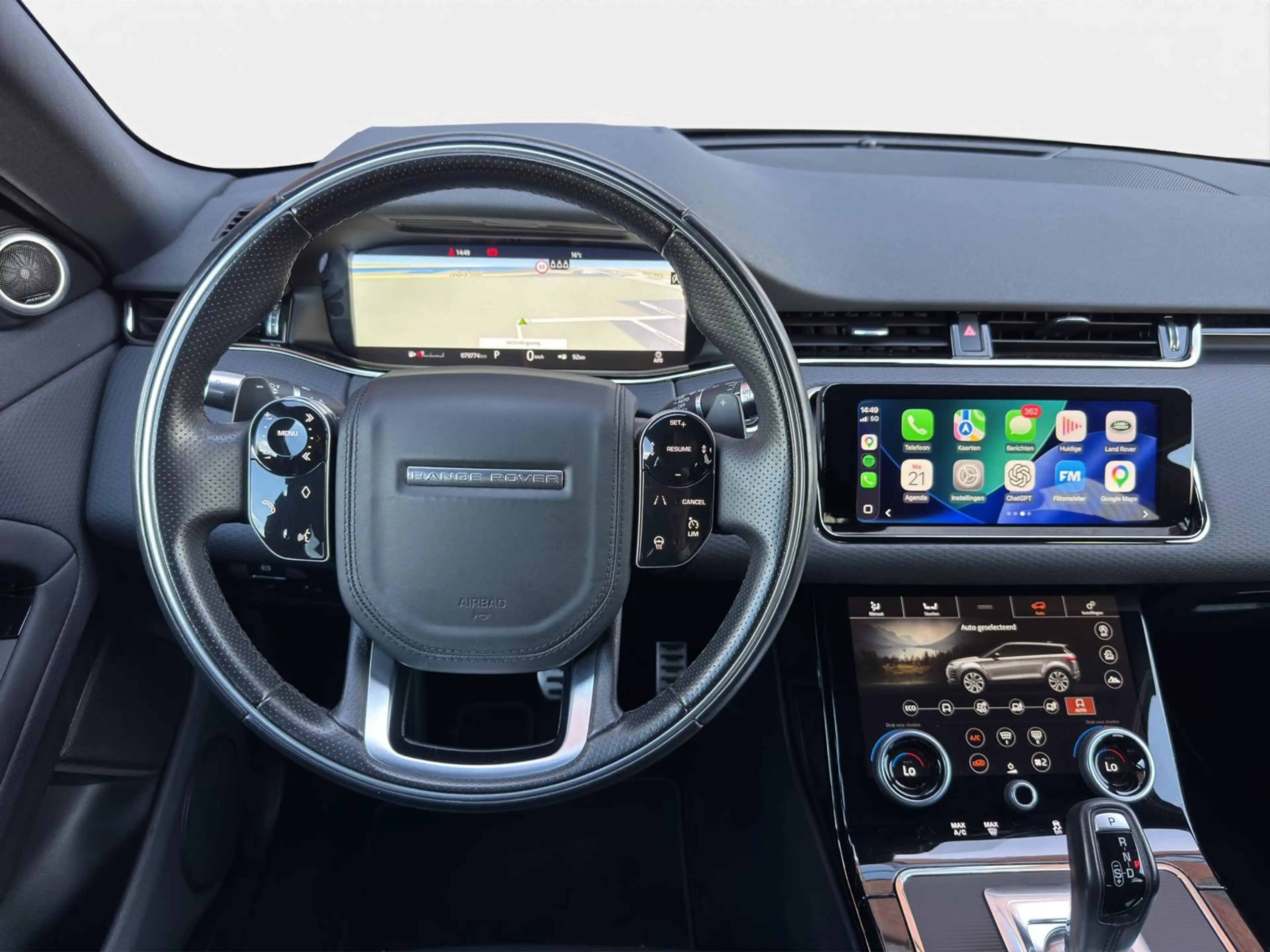 Land Rover Range Rover Evoque 2.0 P200 AWD R-Dynamic S Pano Meridian Camera — photo 20