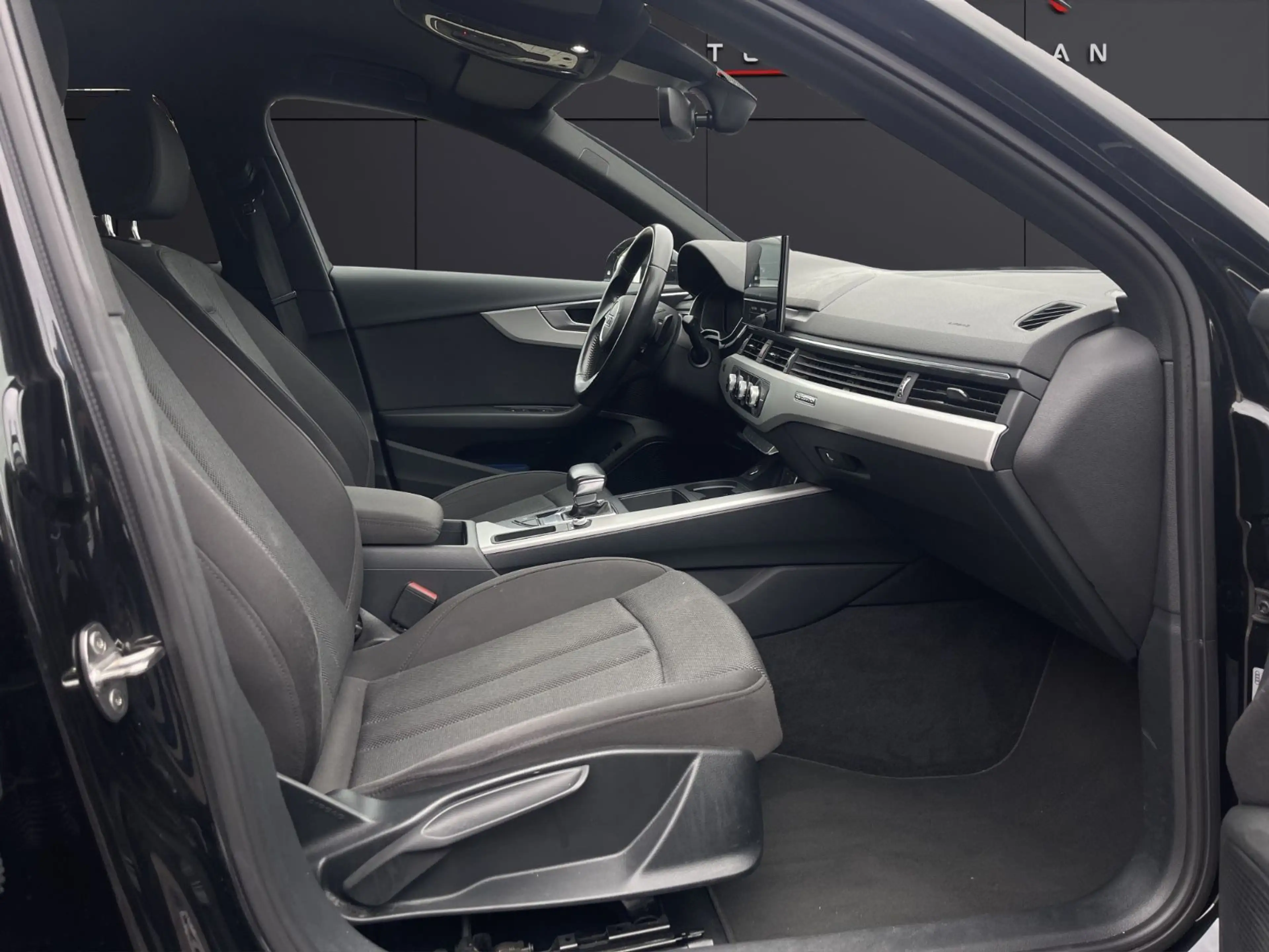 Audi A4 Lim 40TDI quattro S-line*AUTOM.*PDC*V.COCKPIT — photo 12