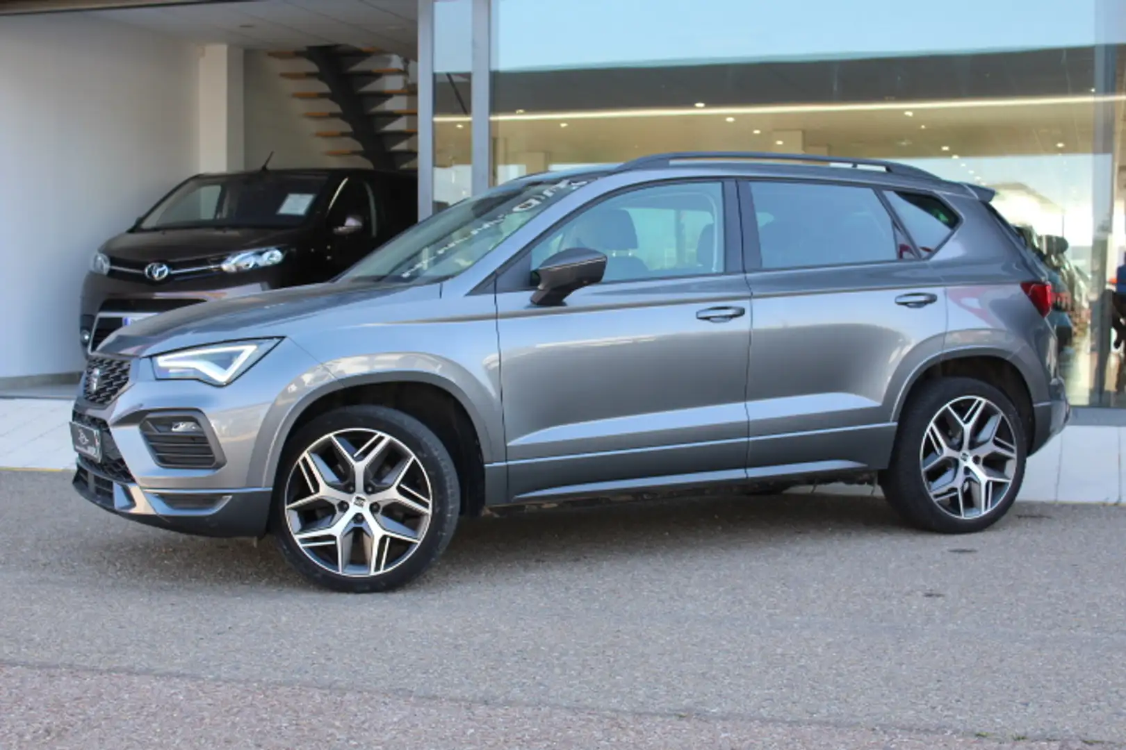 SEAT Ateca 1.5 EcoTSI S&S FR DSG Gris - 2