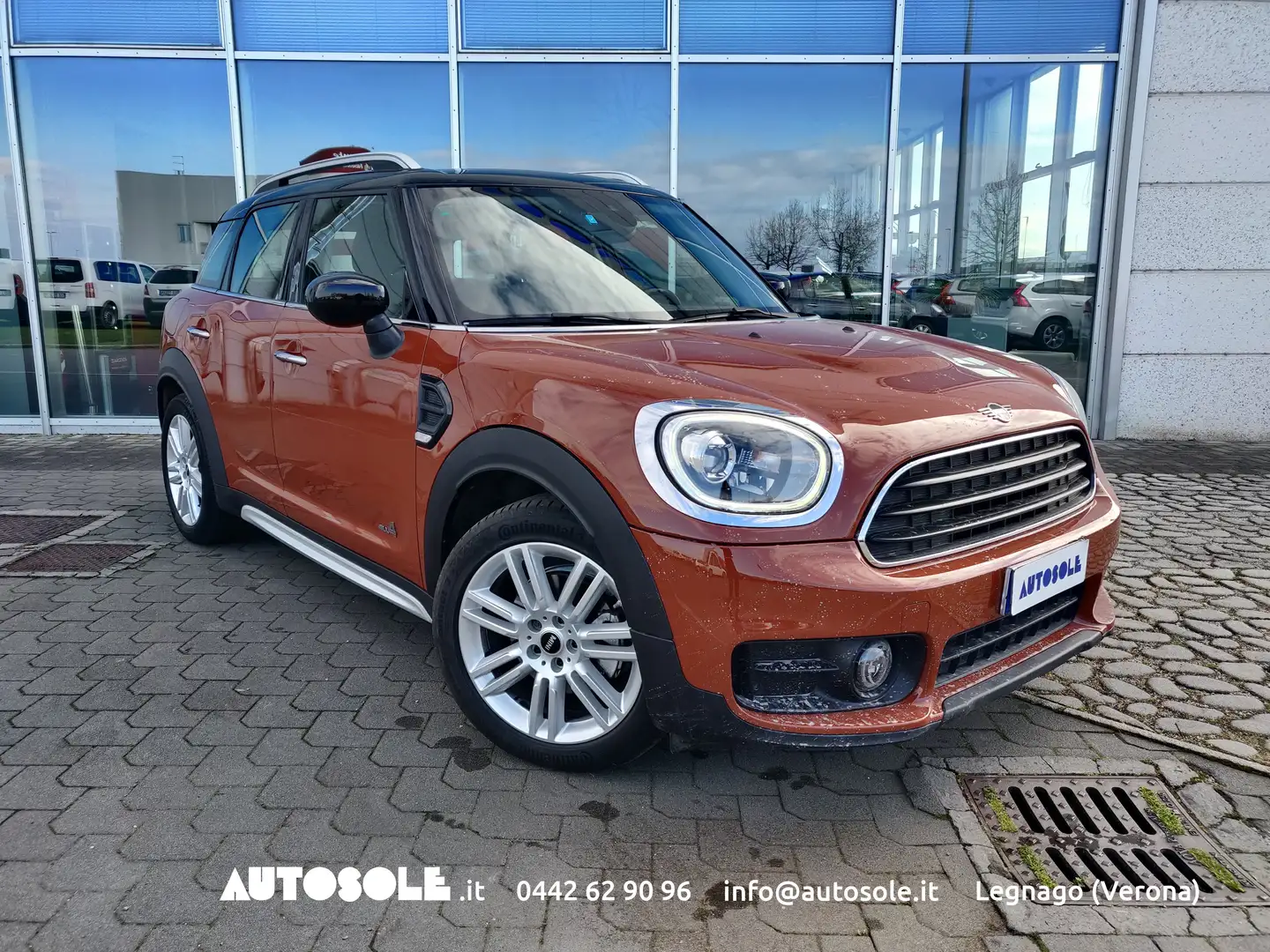 MINI Cooper D Countryman 2.0 Hype All4 Hnědá - 1