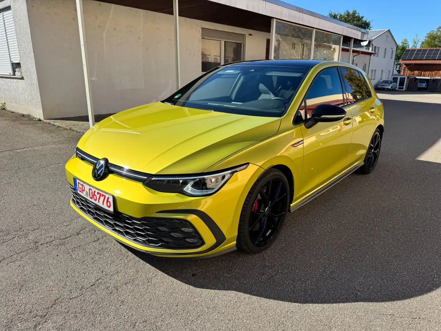 Volkswagen Golf VIII Lim. GTI Panorama Harman/Kardon LED Gelb - 1