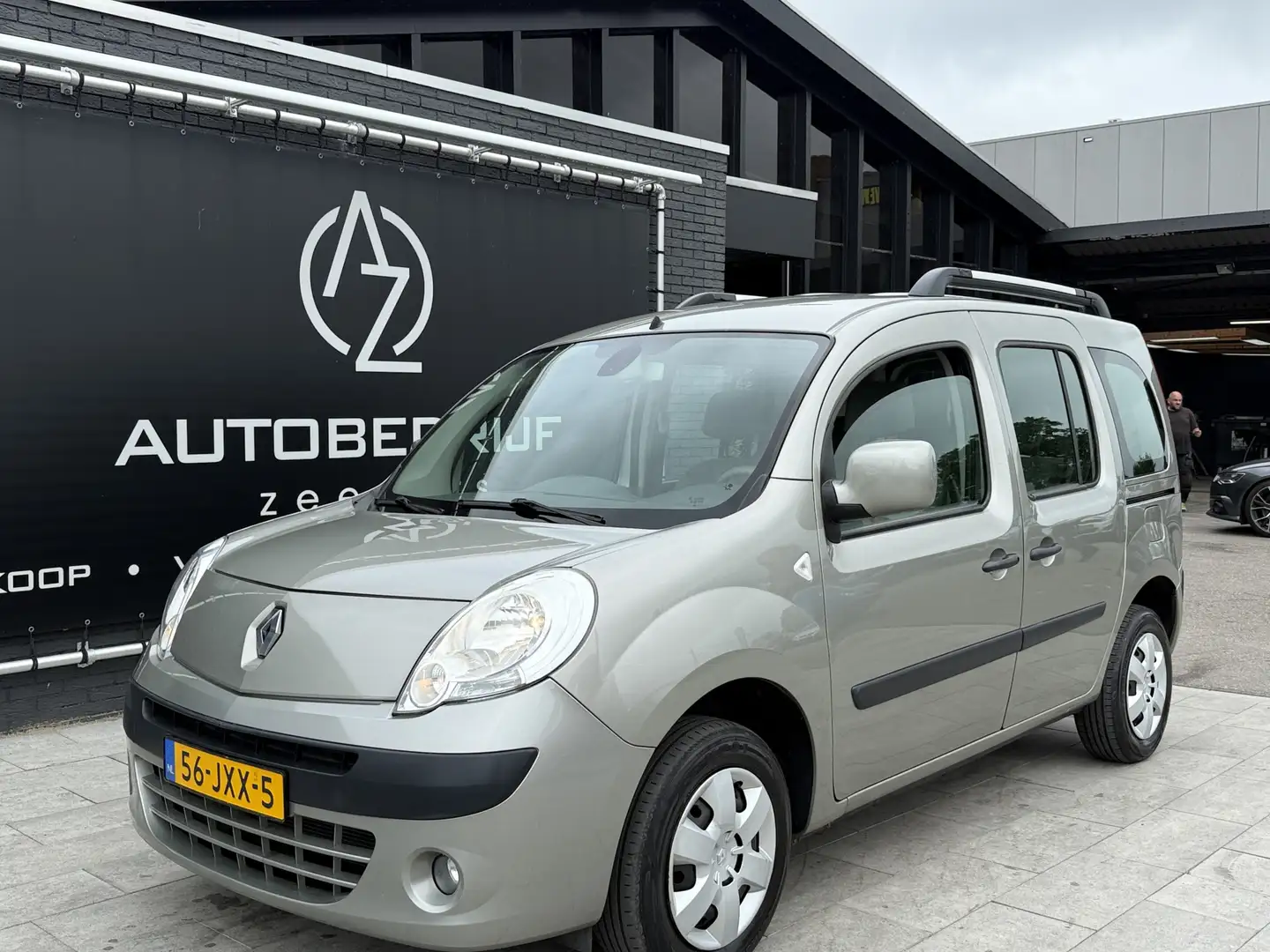 Renault Kangoo Family 1.6-16V Expression Grijs - 2