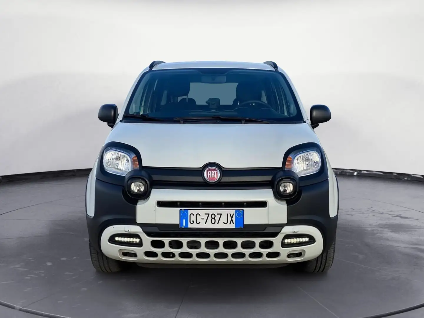 Fiat Panda III 2016 1.0 hybrid City Cross s&s 70cv Bianco - 2