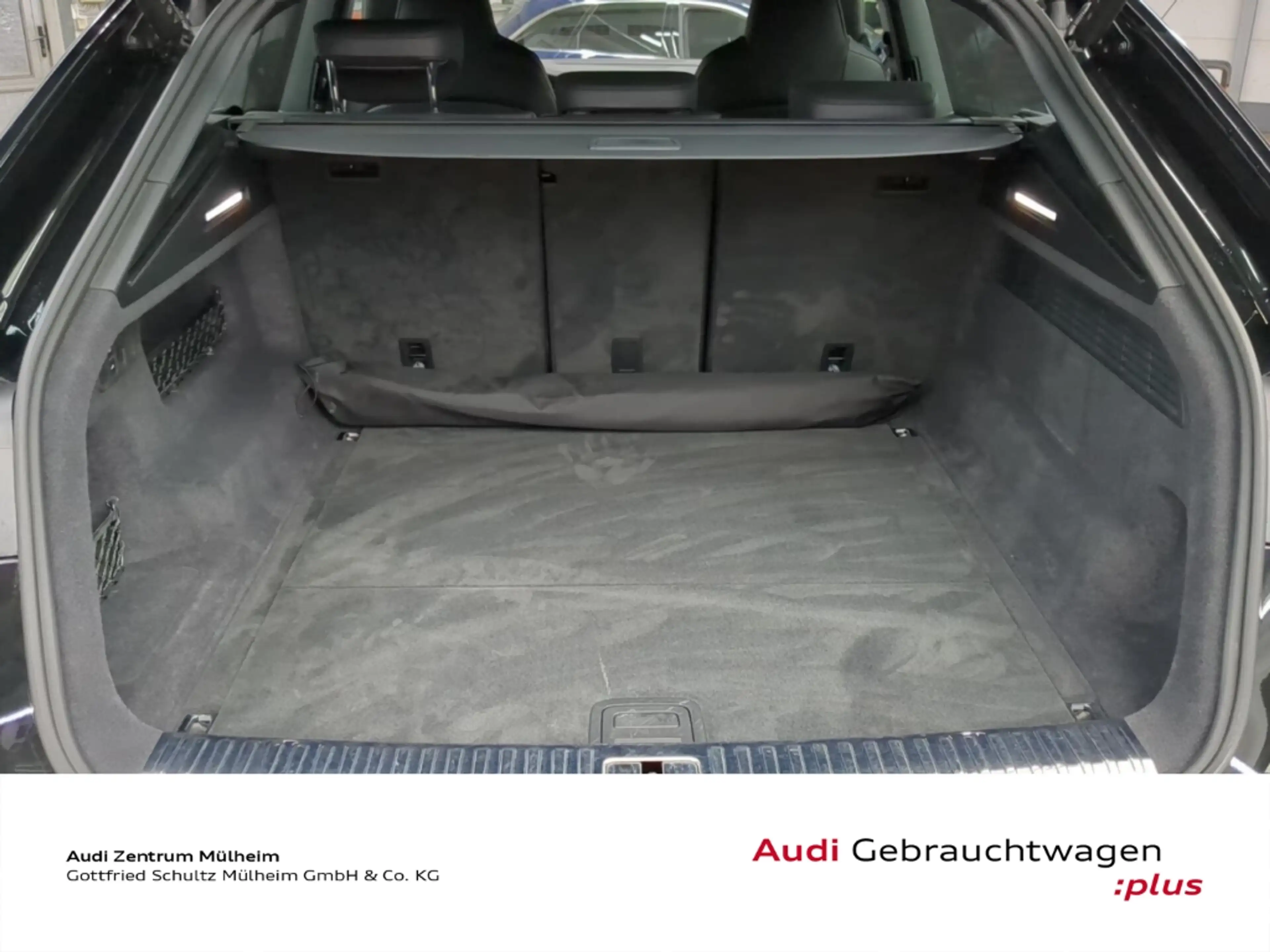 Audi RS Q8 4.0 TFSI quattro Navi Matrix LED Leder Standheizun — photo 8