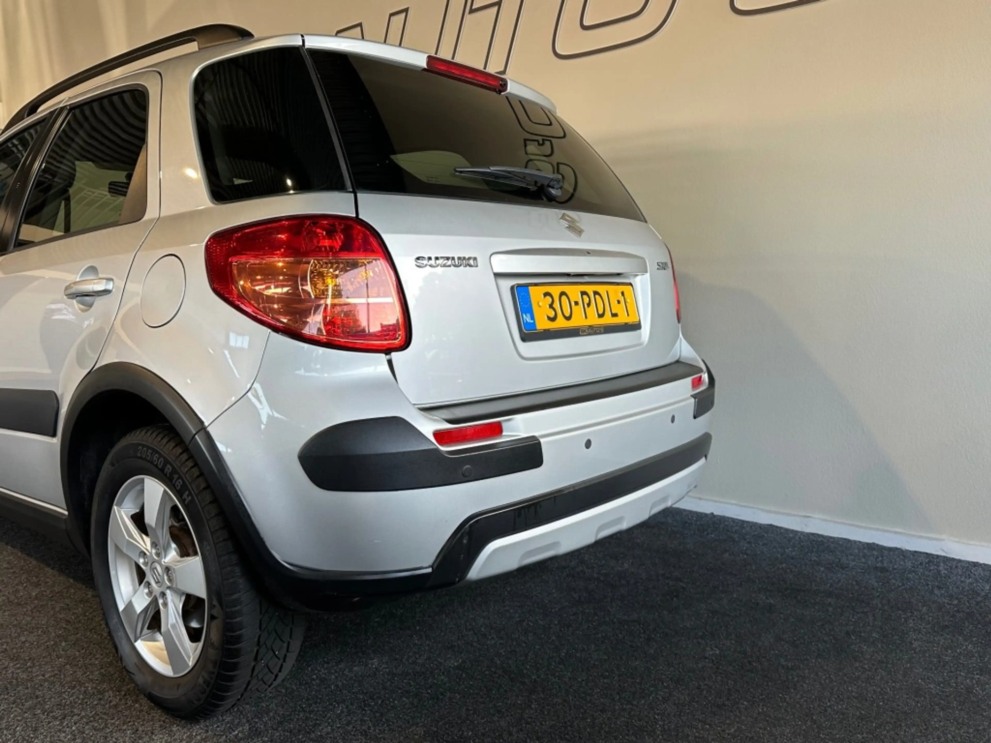 Suzuki SX4 1.6 EXCLUSIVE l NAP l STOELVERW l AUTOMAAT l CLIMA — photo 11