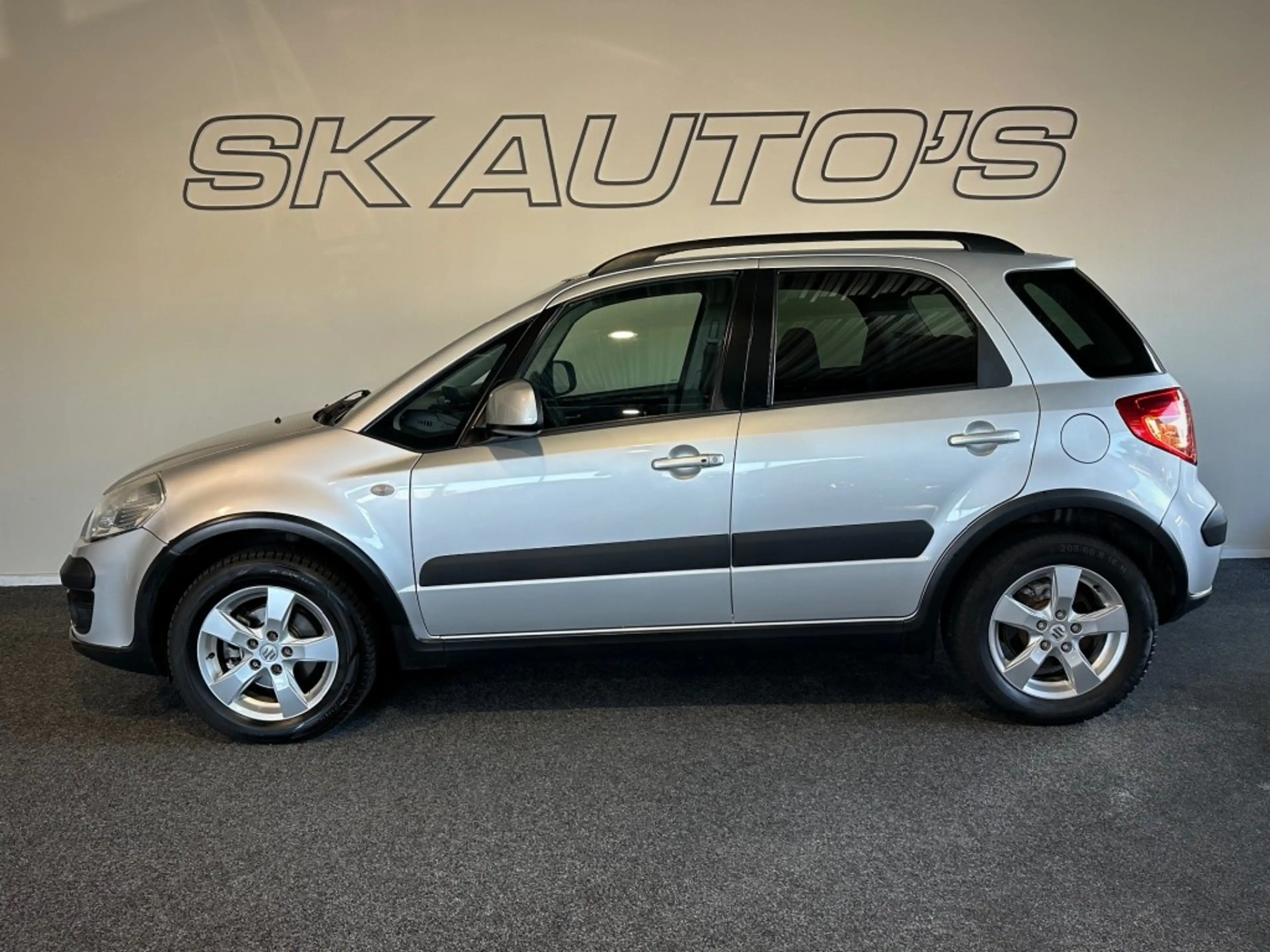 Suzuki SX4 1.6 EXCLUSIVE l NAP l STOELVERW l AUTOMAAT l CLIMA — photo 4