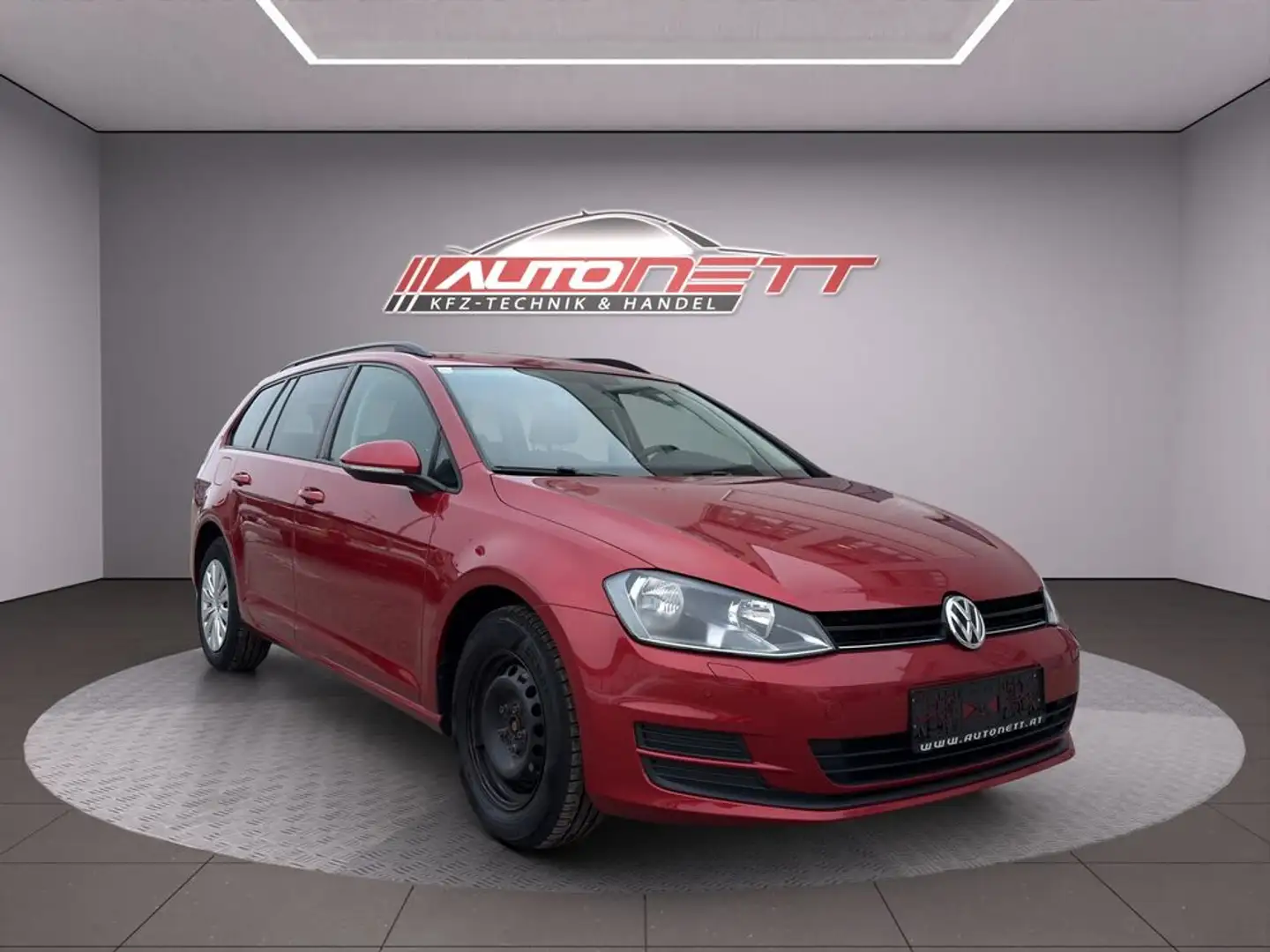 Volkswagen Golf Trendline BMT Rot - 1