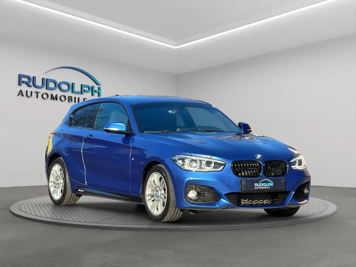 BMW 118 i M SPORT PAKET AUTOM. NAVI LED TÜV GARANTIE Bleu - 1