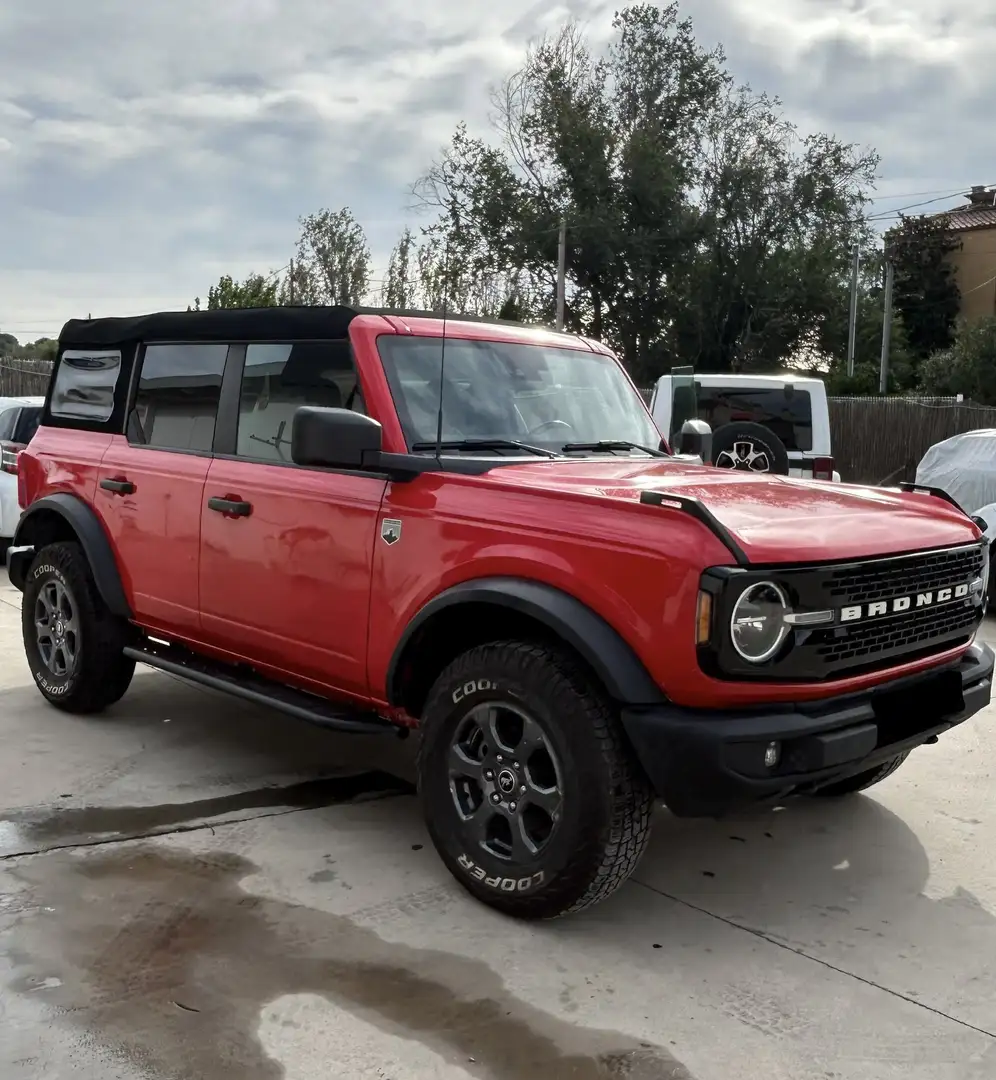 Ford Bronco Rojo - 2