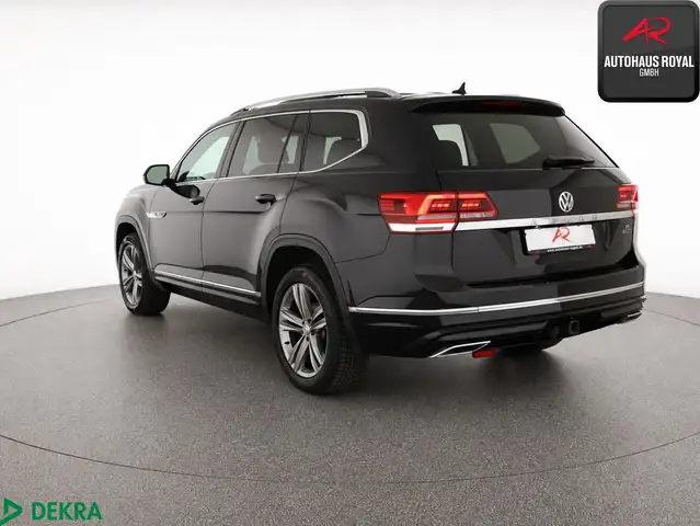 Volkswagen Atlas view 3