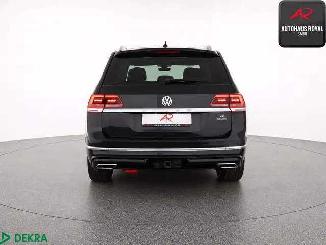 Volkswagen Atlas view 4