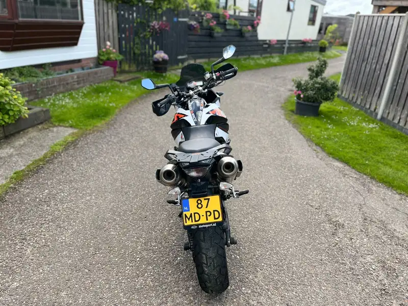 KTM 990 SUPERMOTO - foto 3