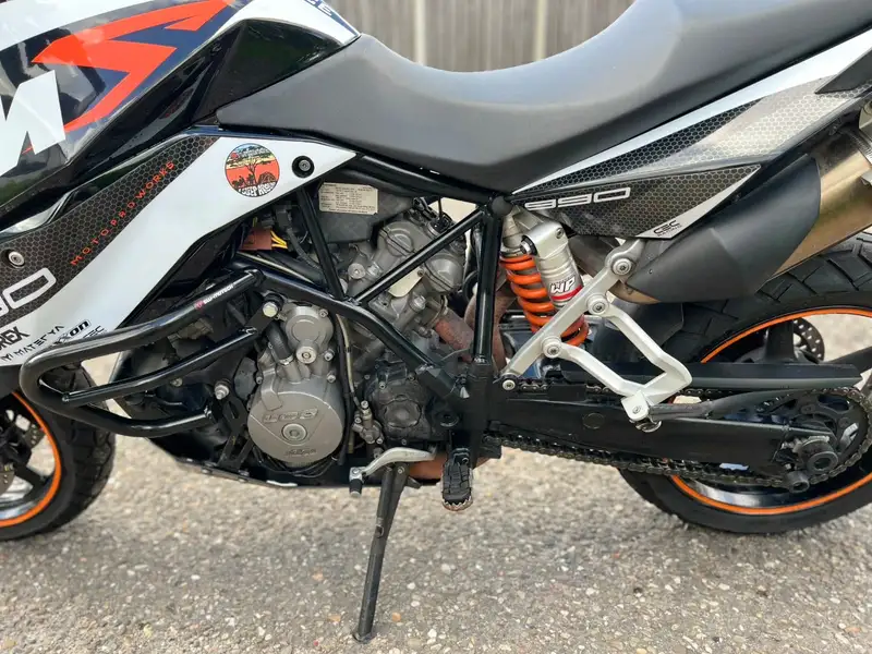 KTM 990 SUPERMOTO - foto 4