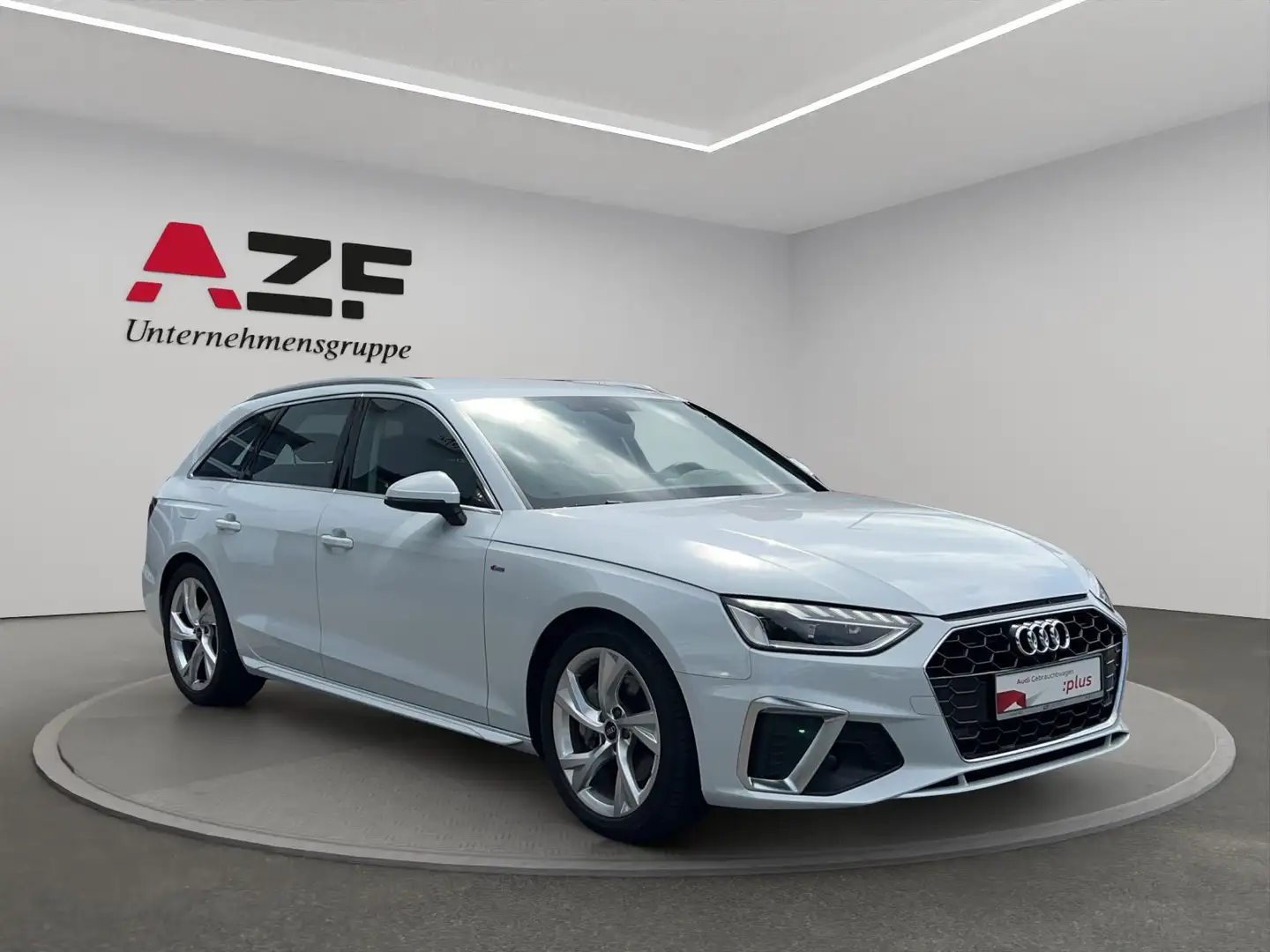 Audi A4 40 TDI S tronic S line AHK+NAVI+LED+ACC Weiß - 2