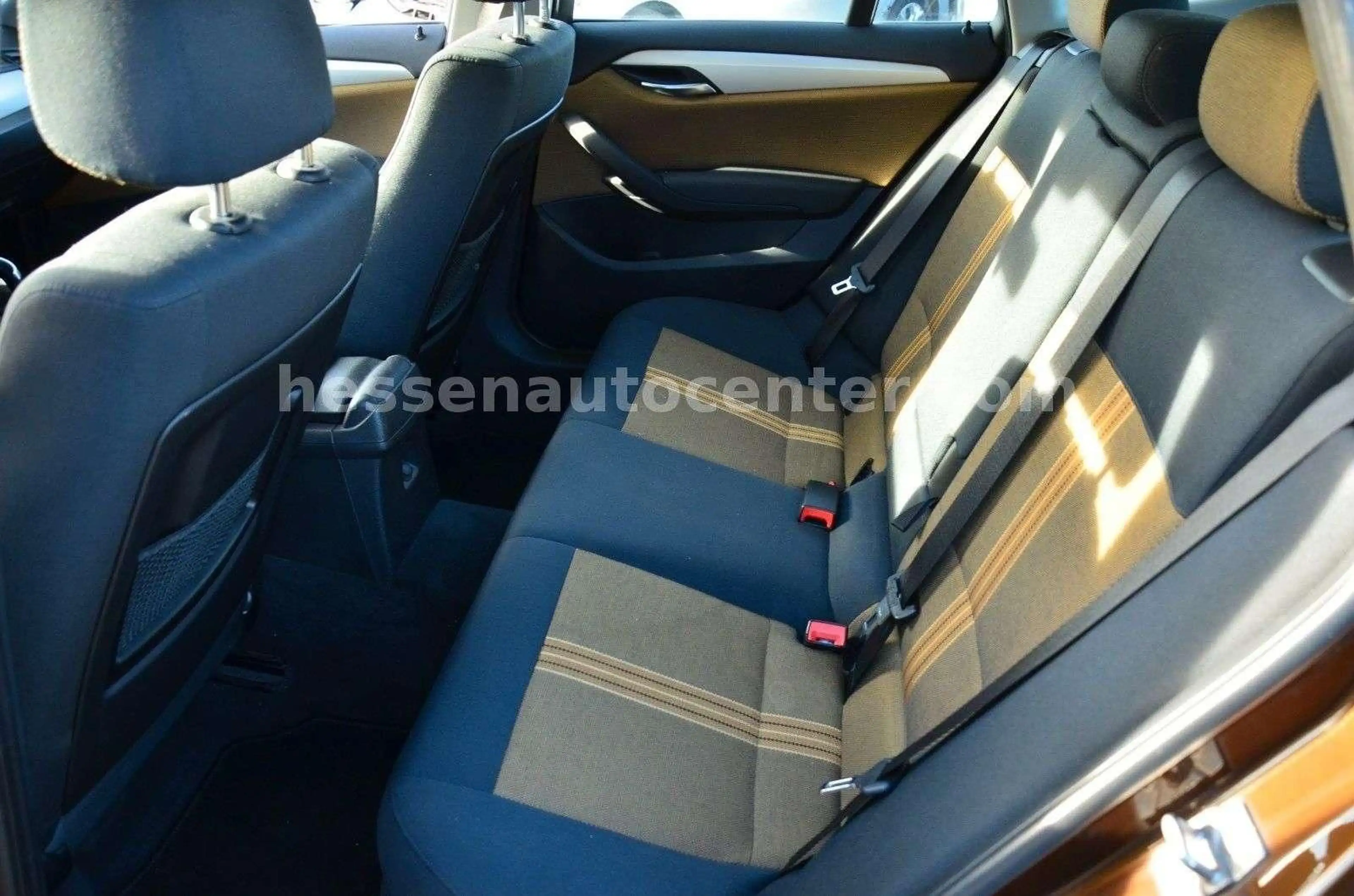BMW X1 18 diesel*AHK*SHZ*ABS*BC*KLIMA*TOP* — photo 11