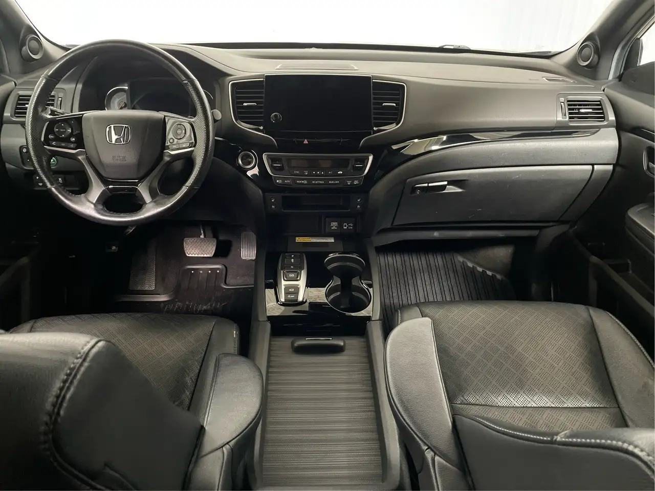 Honda Passport снимка Honda Passport