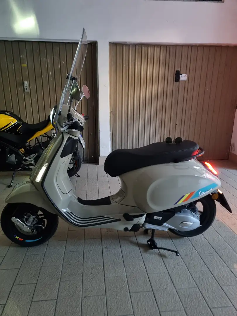 Vespa 150 Super Primavera s Beige - 2