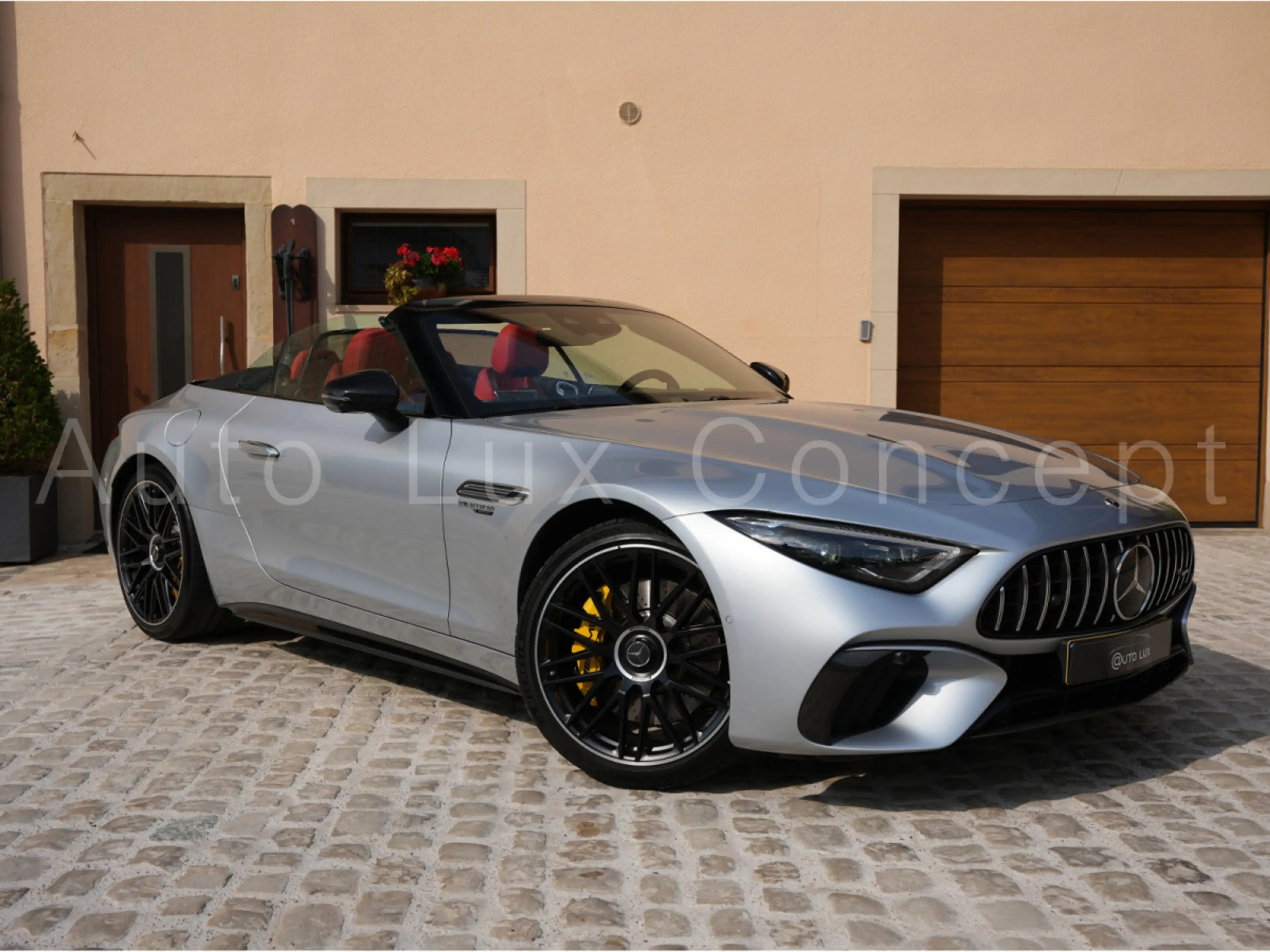 Mercedes-Benz SL 63 AMG ROADSTER/CARBON/PREMIUM PLUS — photo 2