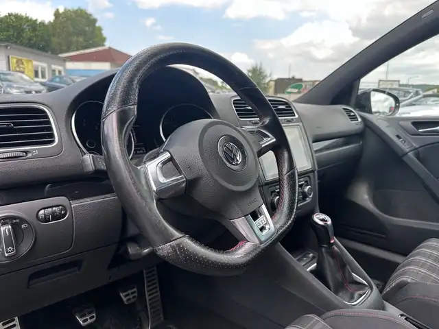 Volkswagen Golf view 12