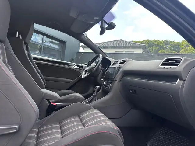 Volkswagen Golf view 15