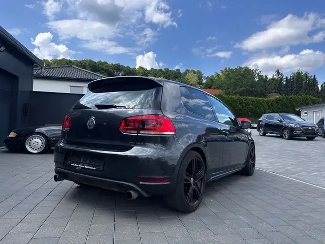 Volkswagen Golf view 10