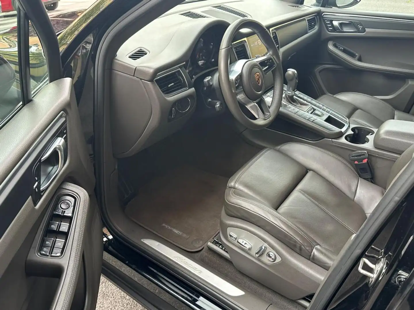 Porsche Macan 2.0 -Full-Pelle Cocoa-Lega 20-CarPlay-Uff.Italia Nero - 2