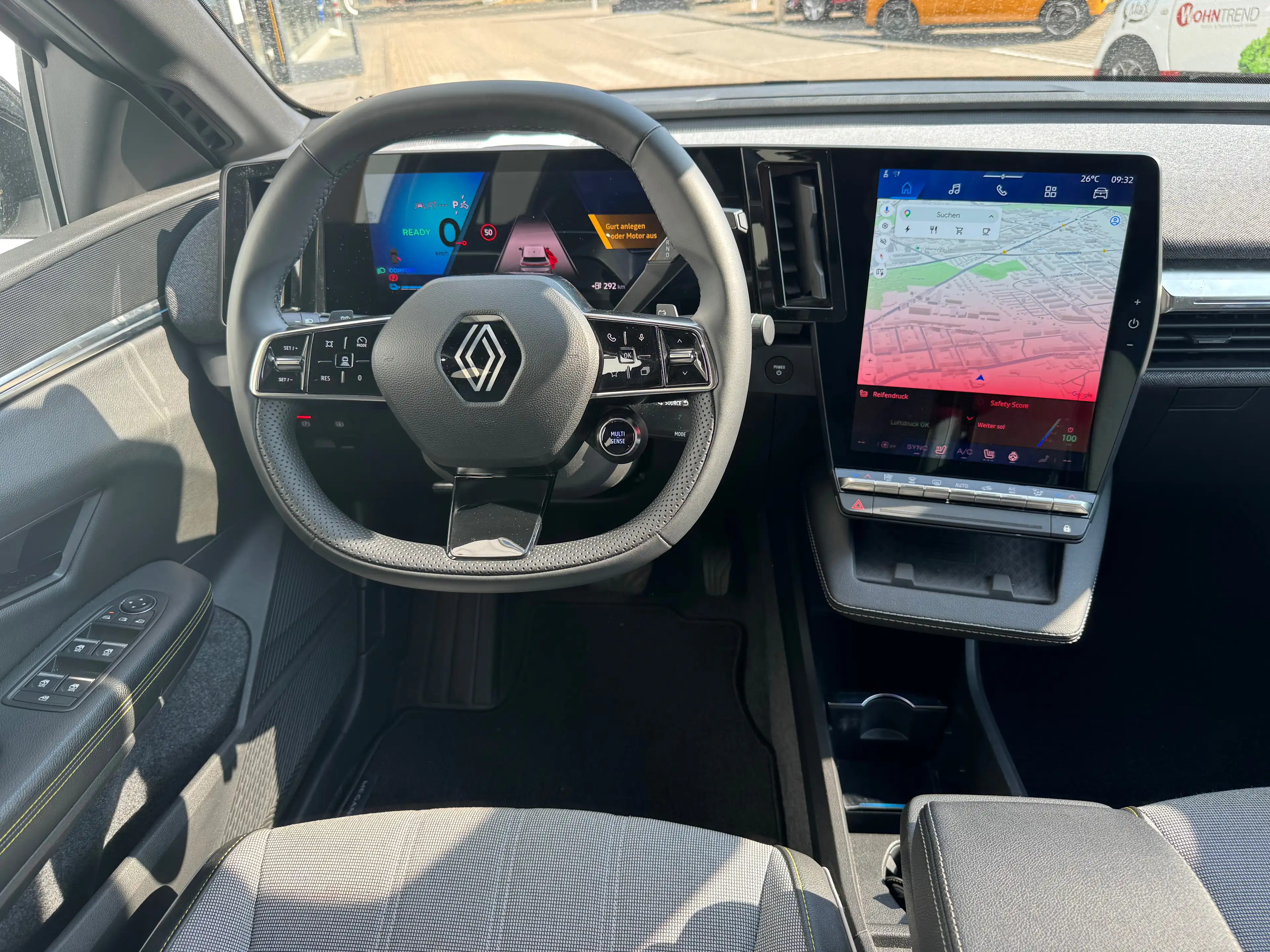 Renault Megane Techno Comfort Range 220 60 kw/H 130 kW CCS — photo 7