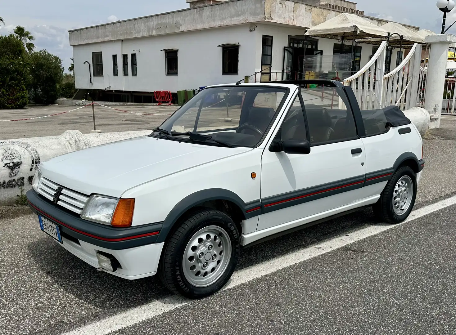 Peugeot 205 Cabrio 1.6 CTI - 1