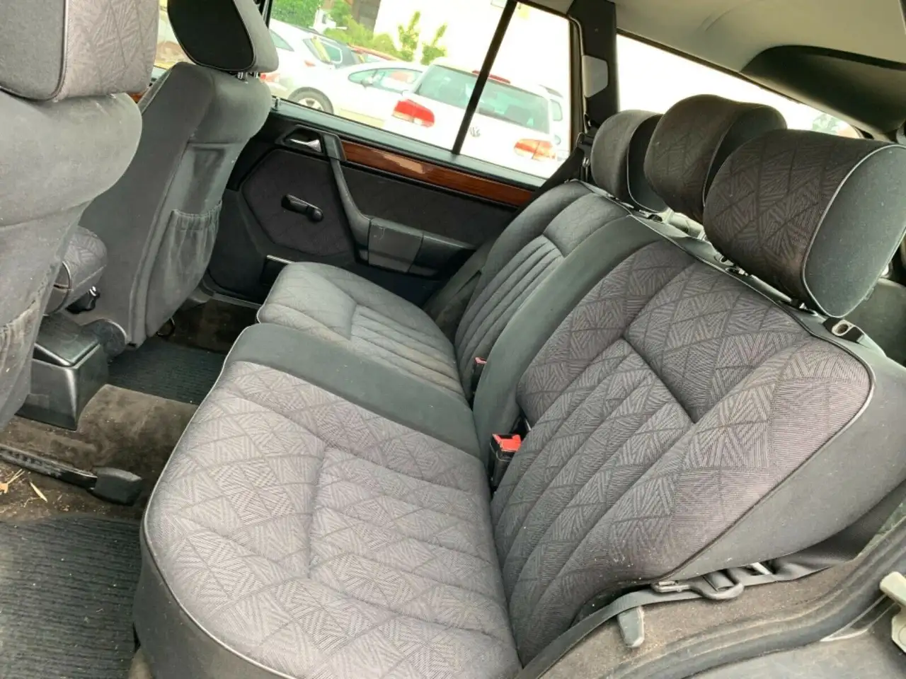 Mercedes-Benz E 200 TE KLIMA AHK TÜV 2022 FACELIFT, foto 6