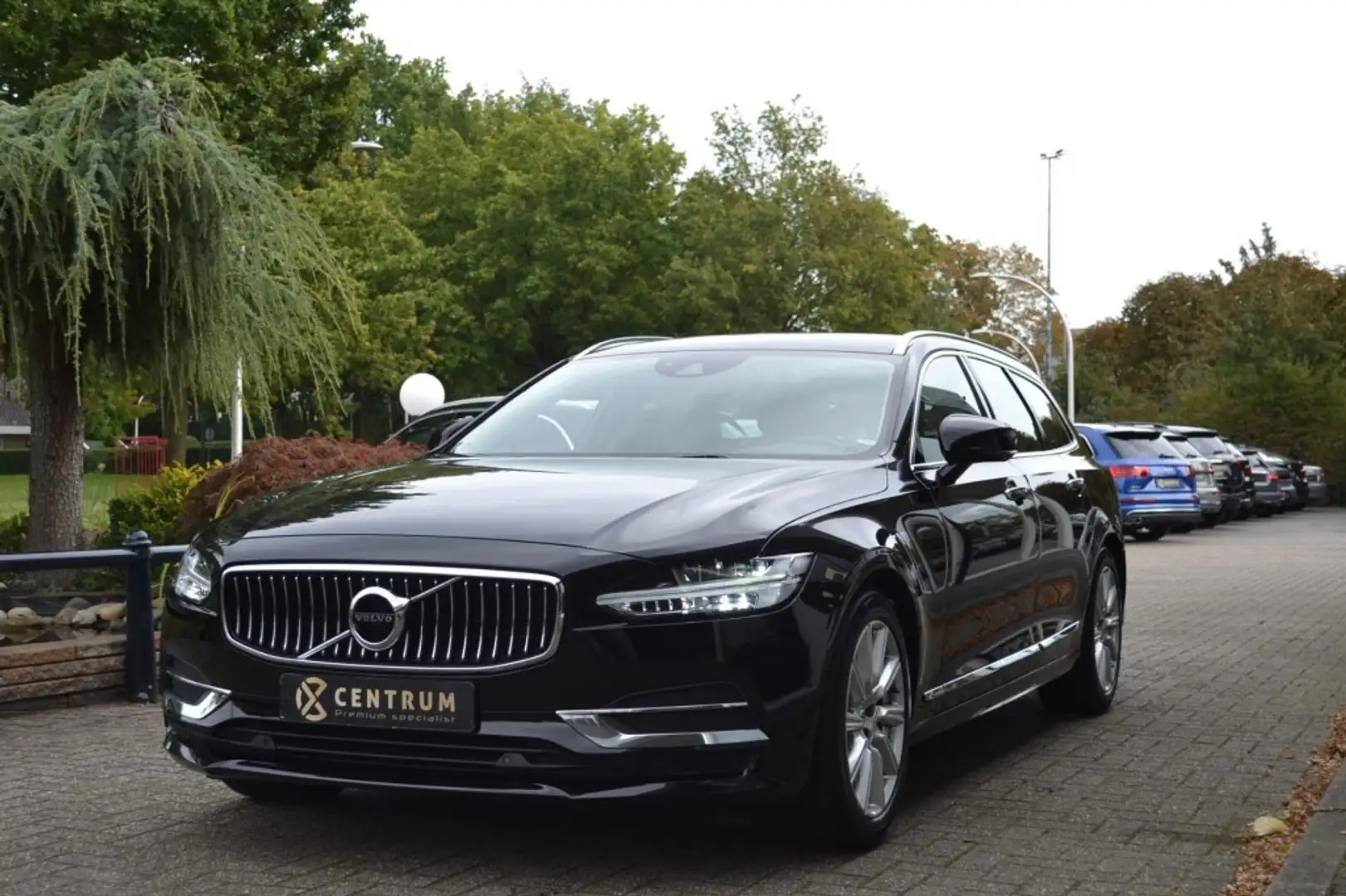 Volvo V90 V90 T4 Inscription - Adaptieve Cruise Zwart - 1