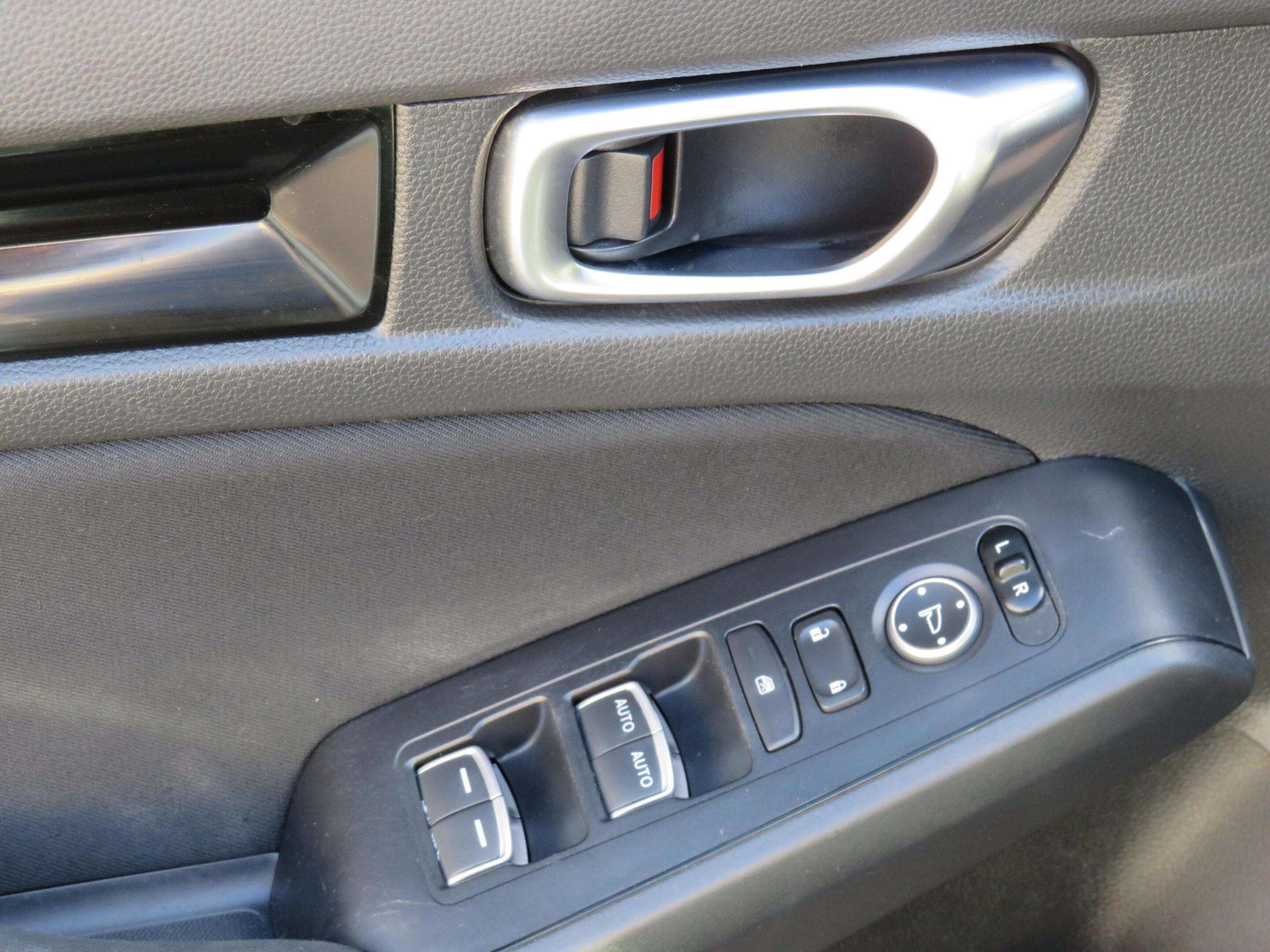 2022 Honda Civic EX Automatic w/ Sunroof Collision Assist CLEAN TIT thumb 12