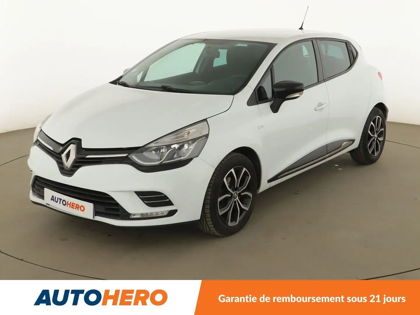 Renault Clio 1.2 Limited Blanc - 1