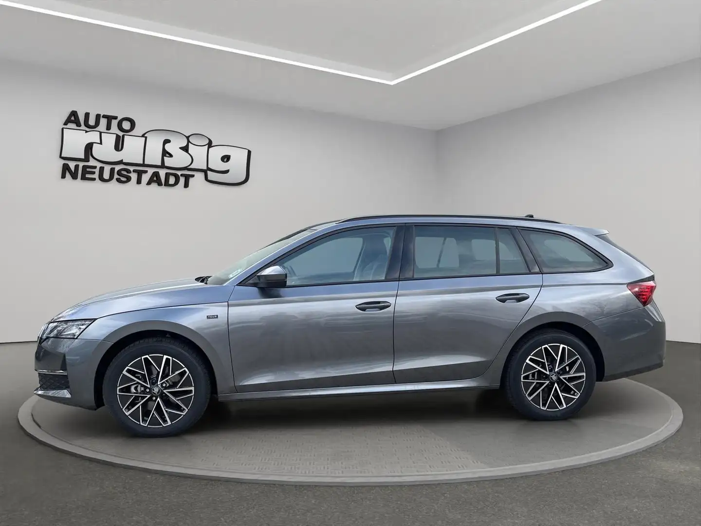 Skoda Octavia 2.0 TSI 150 kW 4x4 Tour AHZV Grau - 2