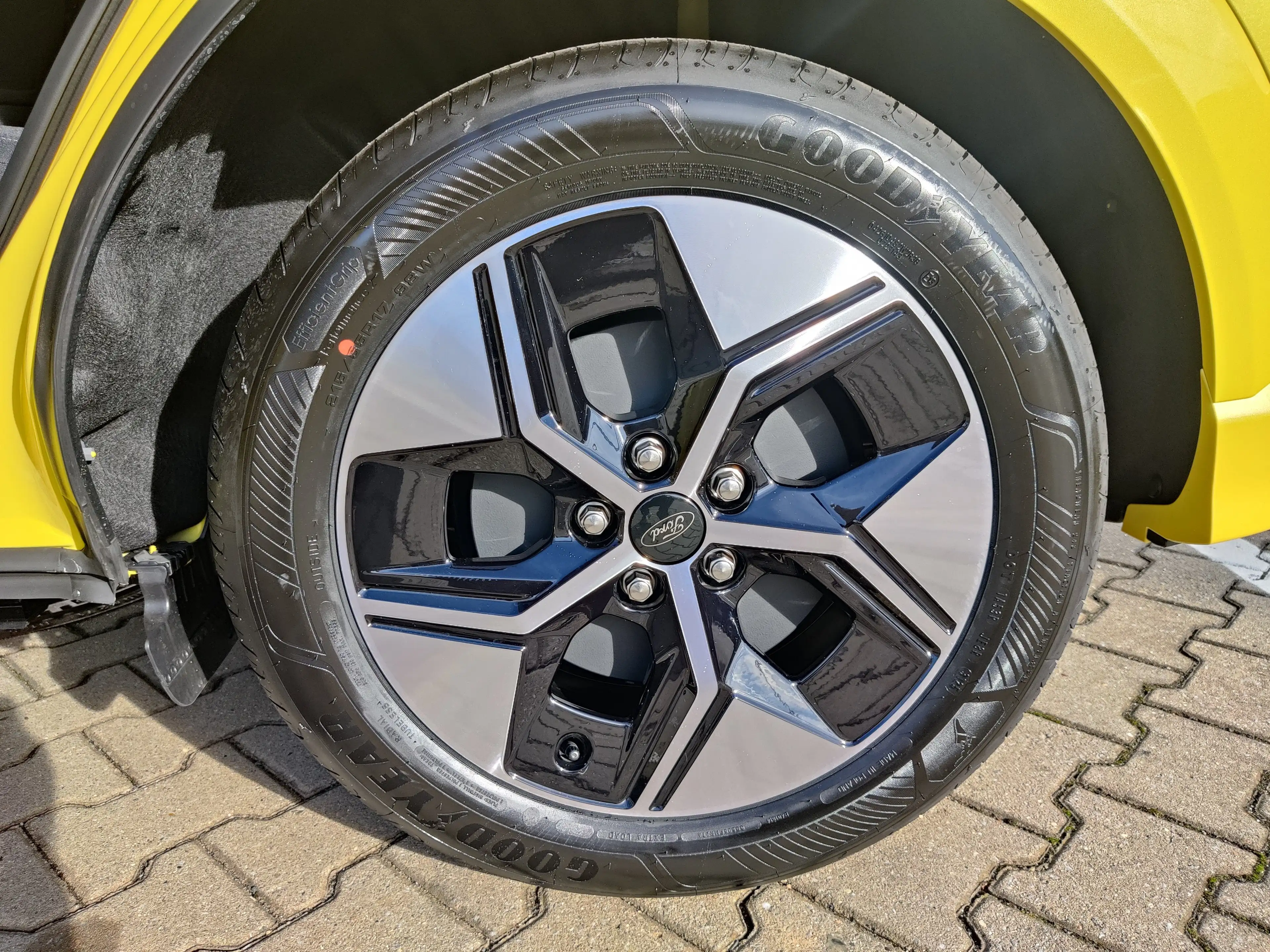 Ford Puma Gen-E — photo 4