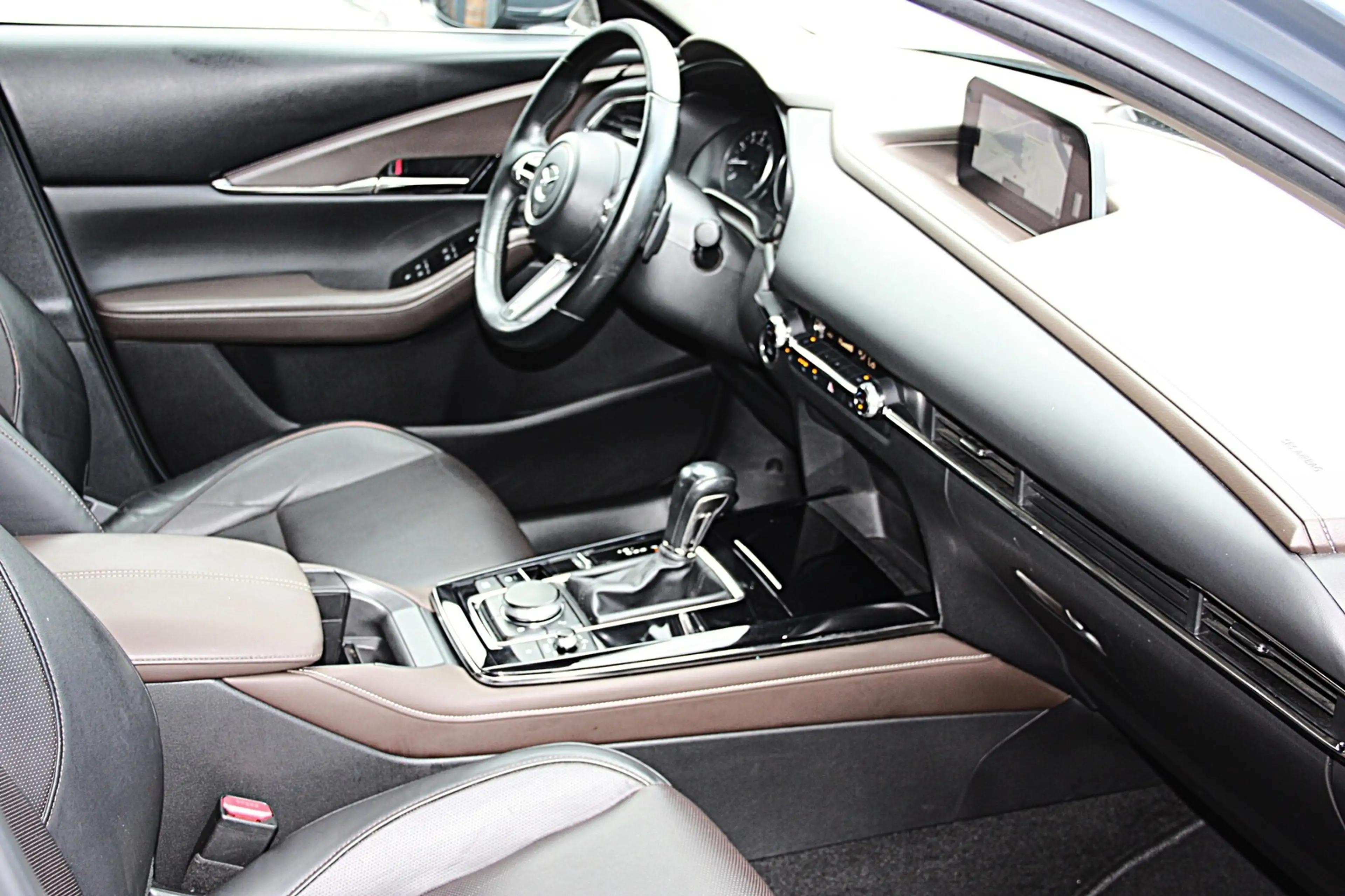 Mazda CX-30 2.0 TACUMI Aut. Leder/Navi/Kam/Pano/LED — photo 11