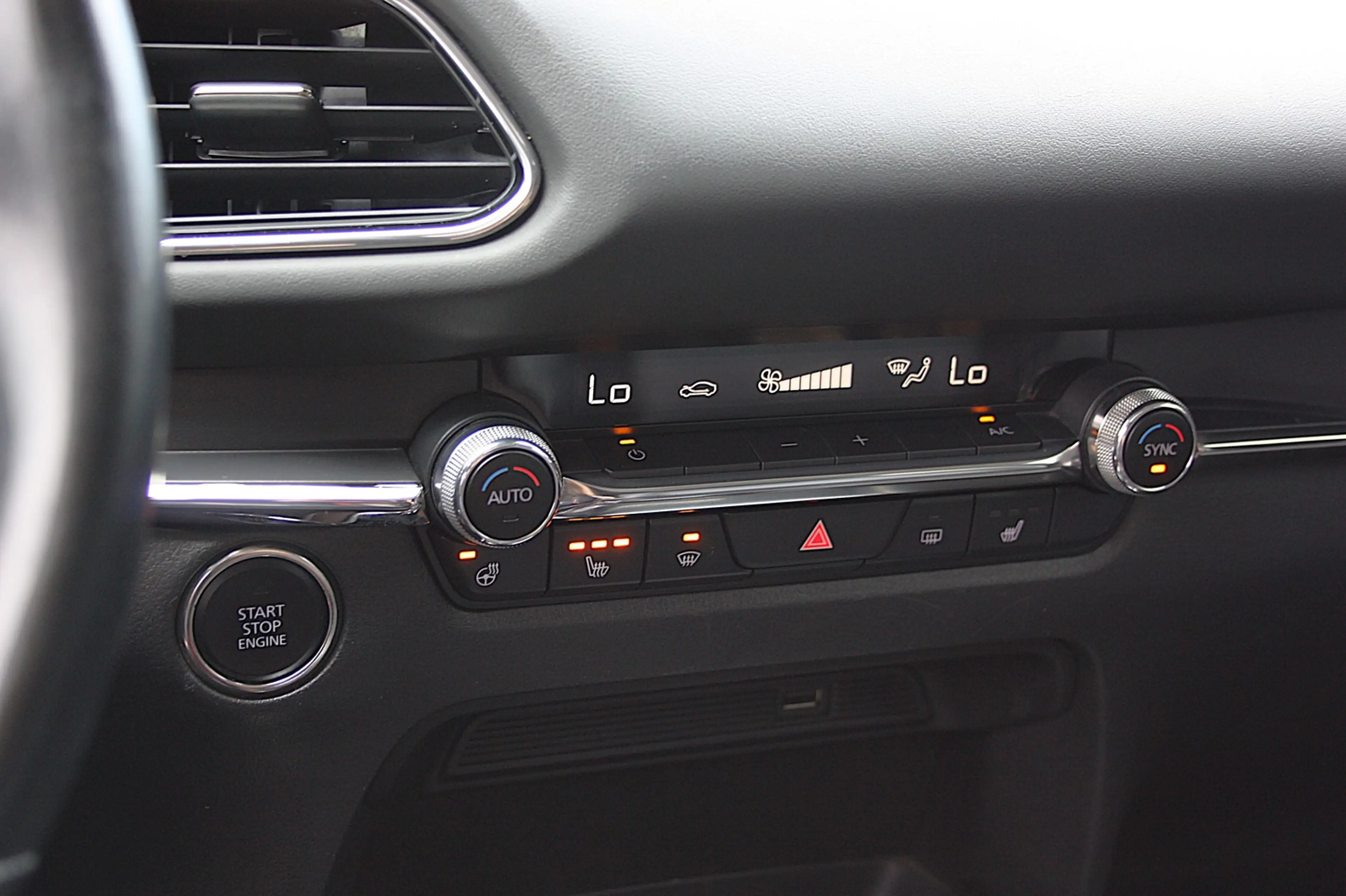 Mazda CX-30 2.0 TACUMI Aut. Leder/Navi/Kam/Pano/LED — photo 15