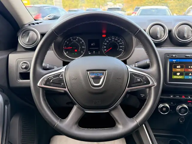 Dacia Duster view 12