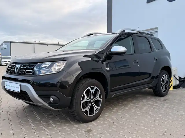 Dacia Duster view 3