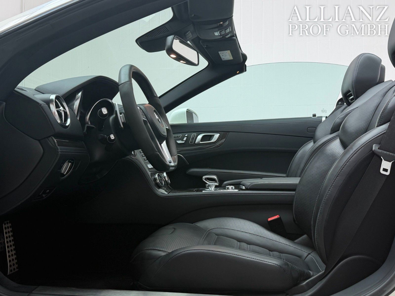 Mercedes-Benz SL 63 AMG Cabrio Roadster H/K Pano Cam UNFALL — photo 7