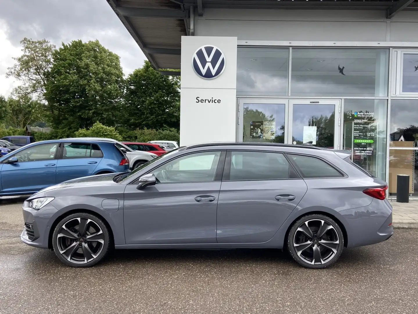 CUPRA Leon 1.4 TSI DSG eHybrid 19"+SAFE-DRIVING-M+NAVI Grau - 2