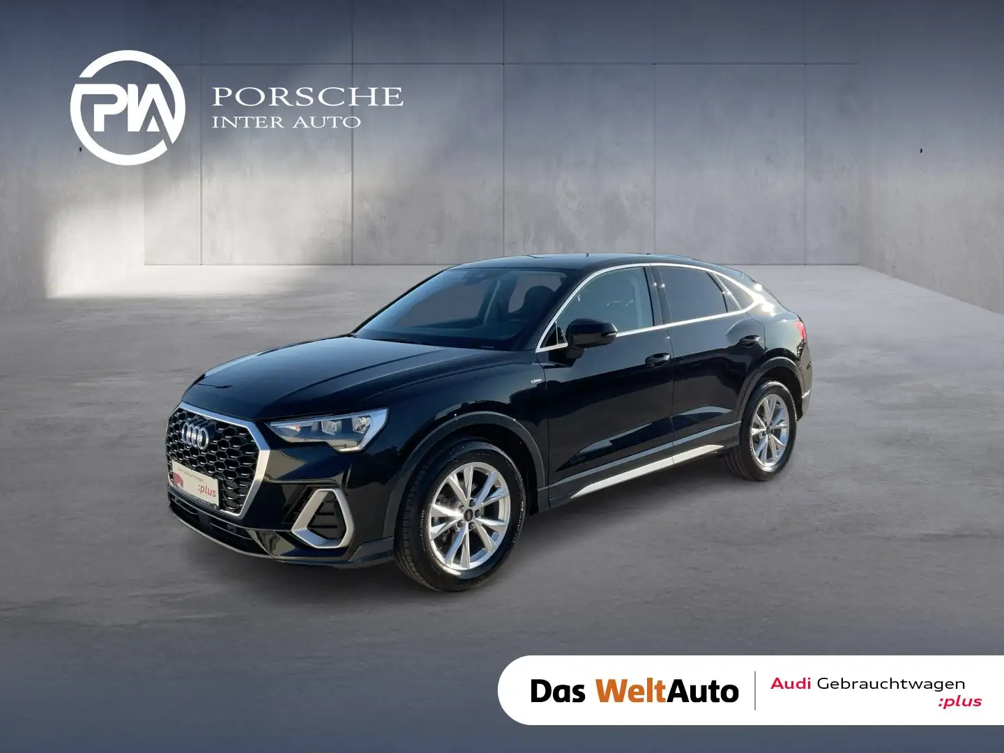 Audi Q3 35 TFSI S line Schwarz - 1