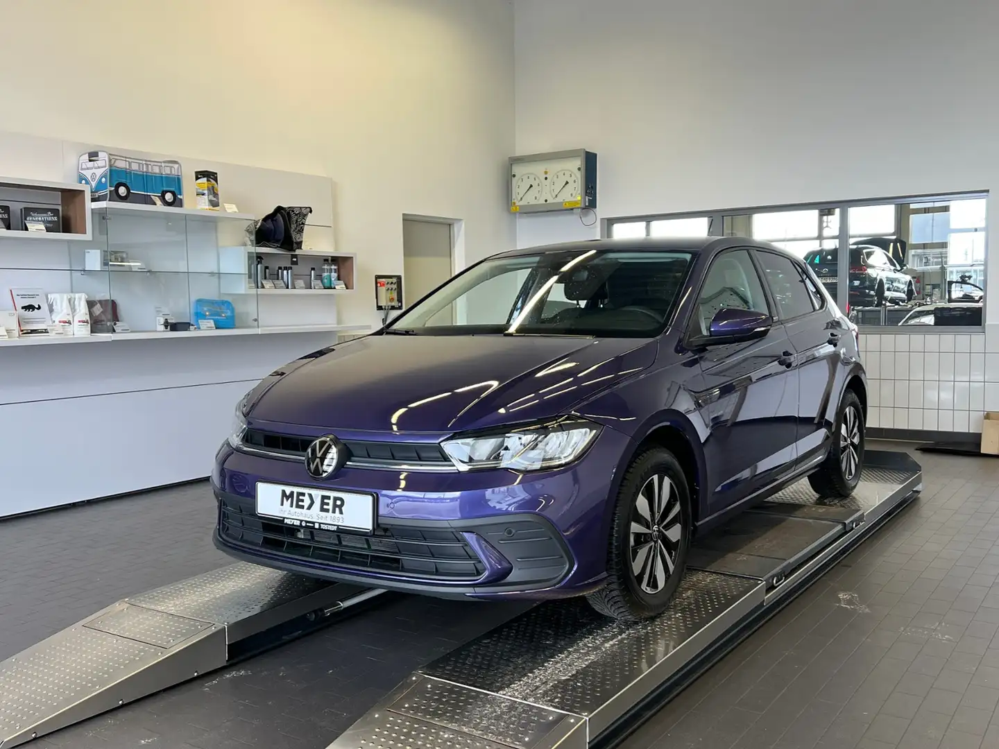 Volkswagen Polo MOVE 1.0 MPI *Garantie,SHZ,PDC* Mauve - 2